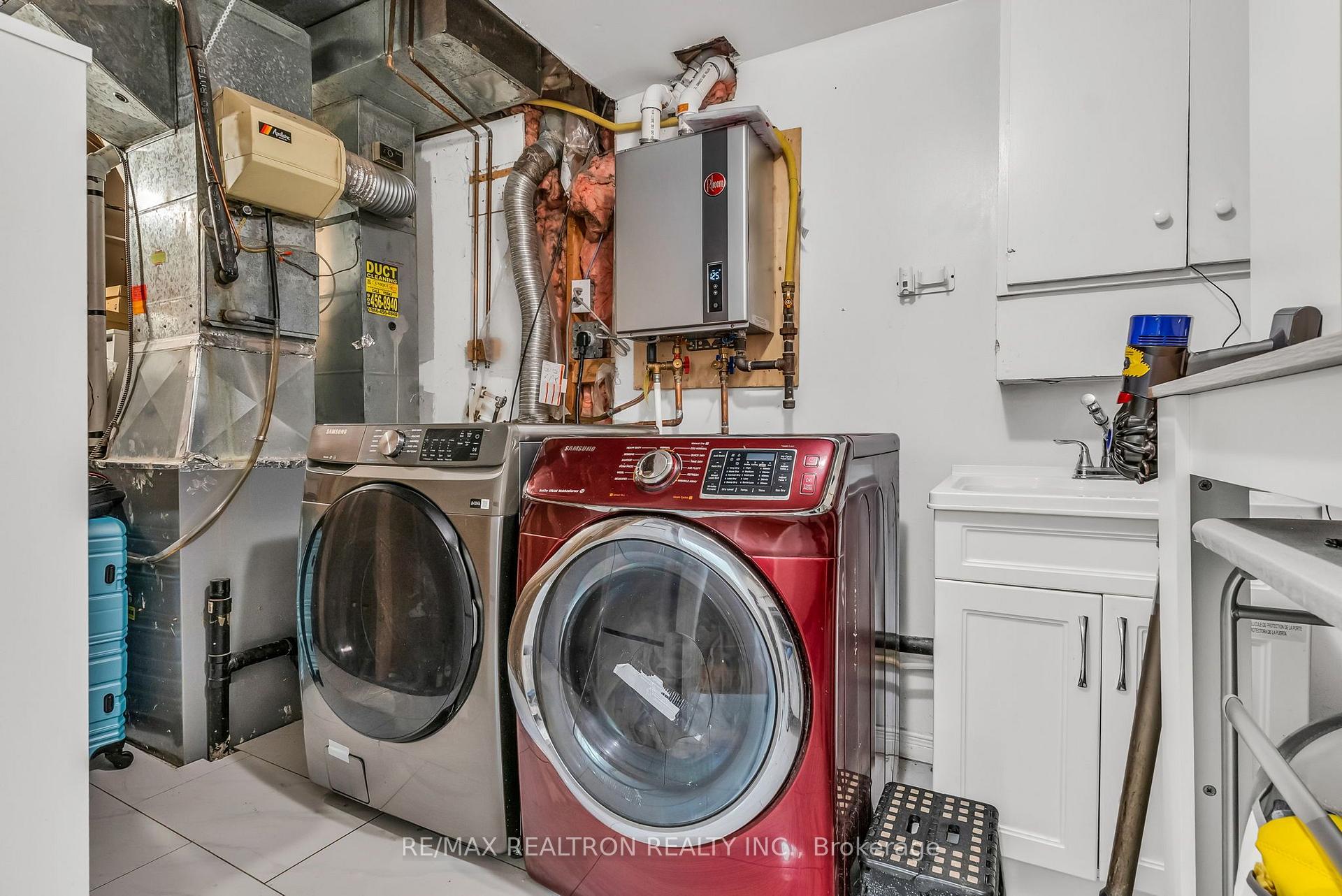 Photo 35 of 89 Beaconsfield Avenue, Brampton, Fletcher's West — HOMEH
