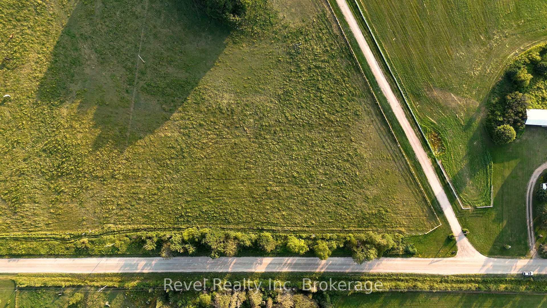 Photo 10 of Boundary Road, Powassan — HOMEH