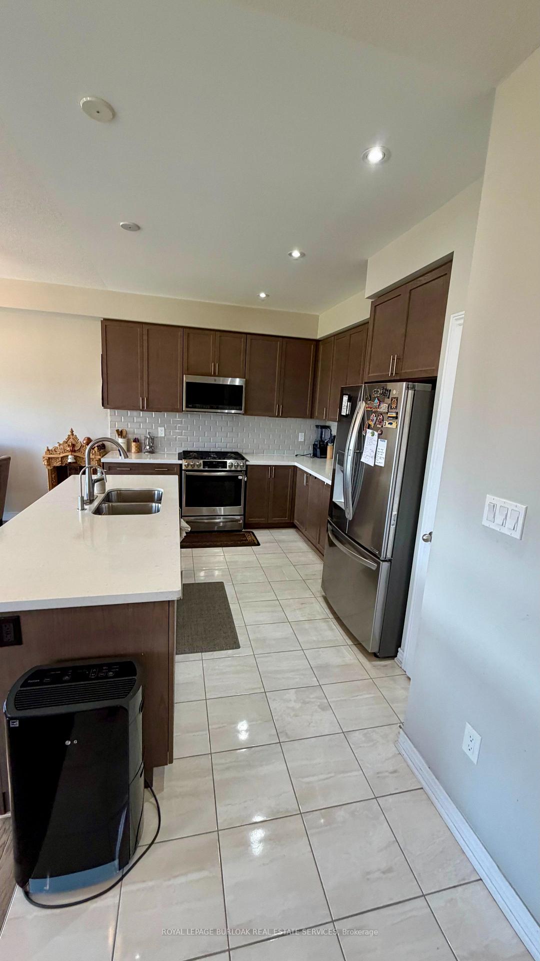 Photo 14 of 35 Pinot Crescent, Hamilton, Fruitland — HOMEH