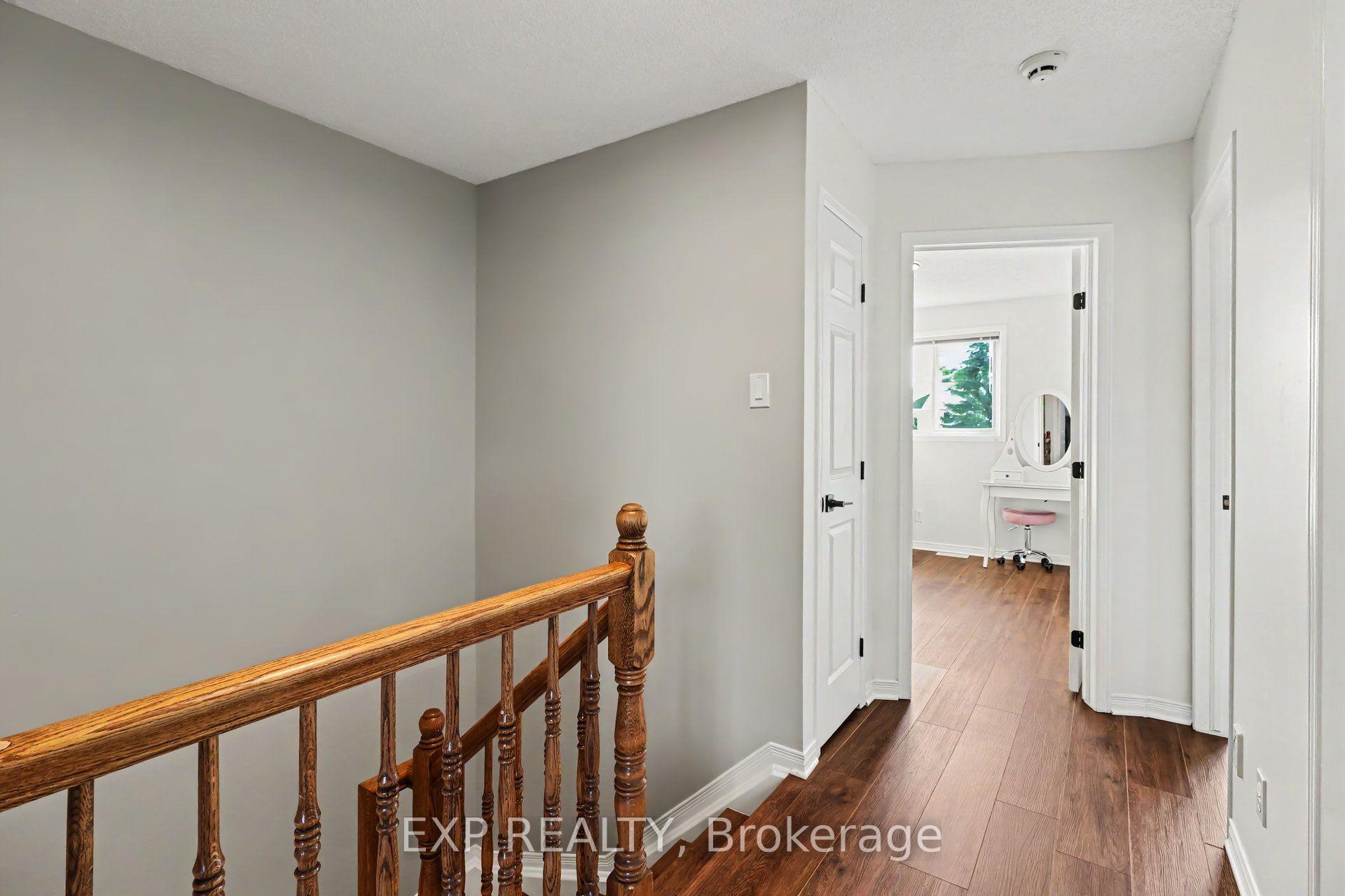 Photo 18 of 203 Duntroon Circle, Ottawa, Hunt Club Park/Greenboro — HOMEH
