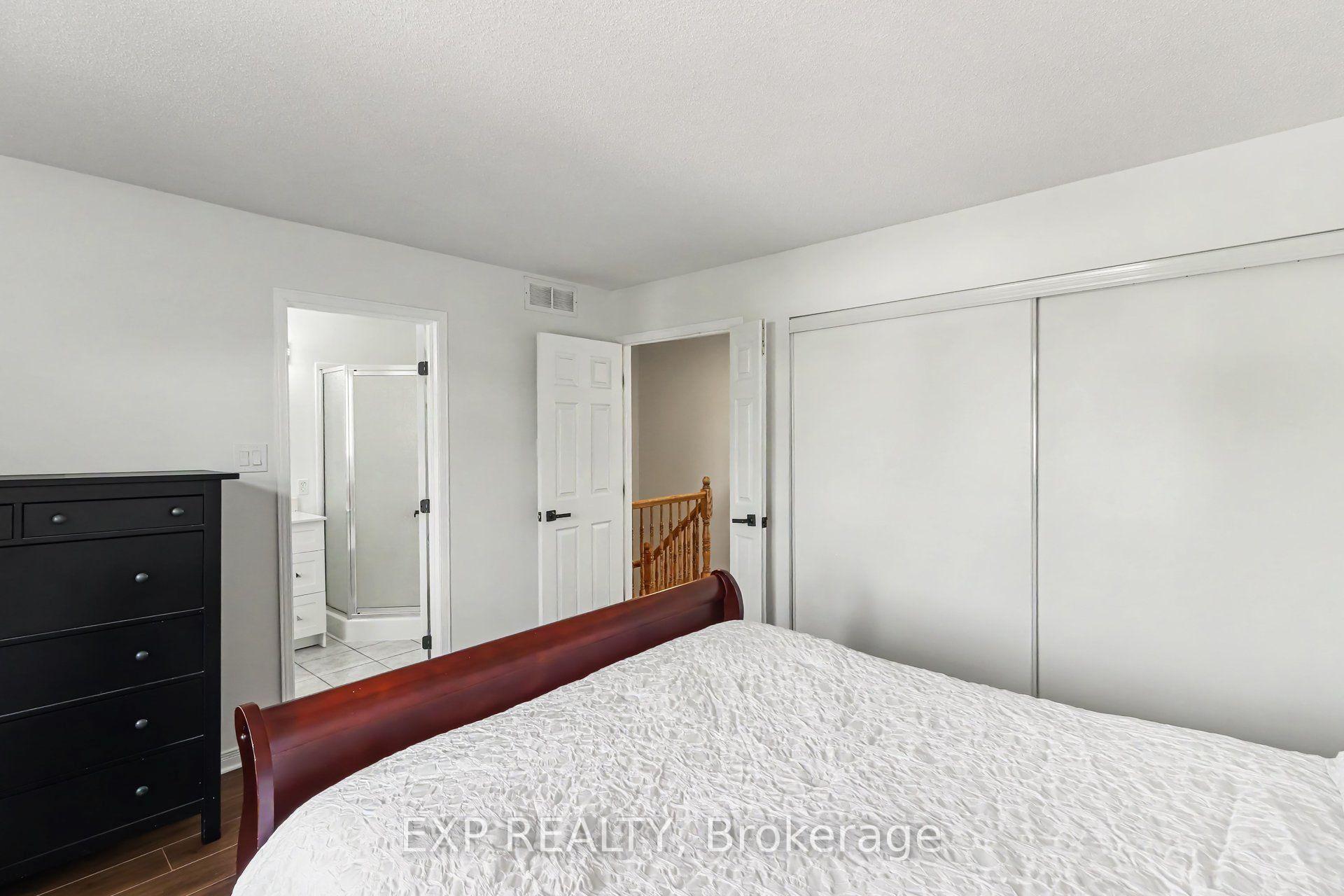 Photo 21 of 203 Duntroon Circle, Ottawa, Hunt Club Park/Greenboro — HOMEH