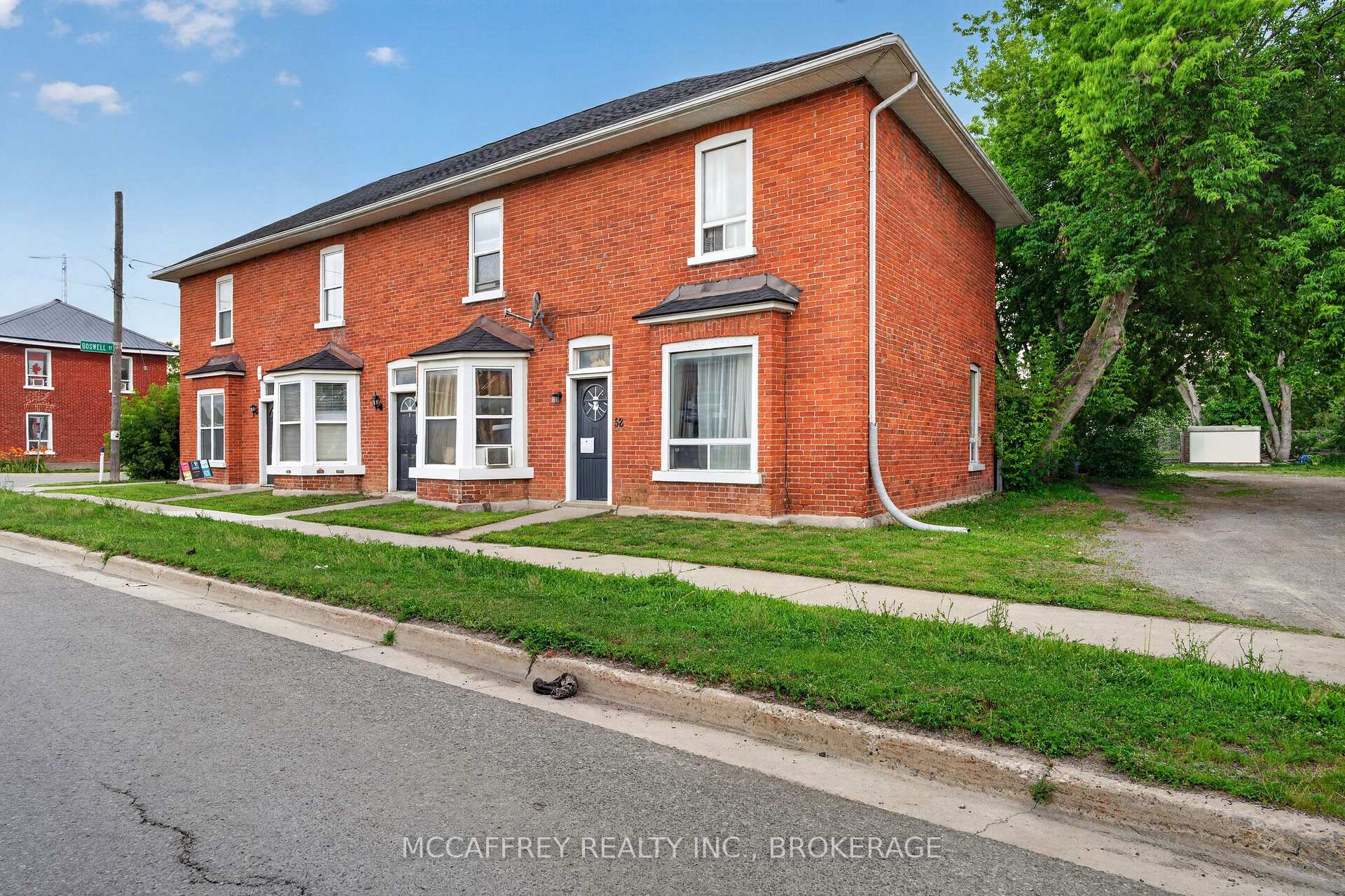 Photo 3 of 52 Moira Street W, Belleville, Belleville Ward — HOMEH