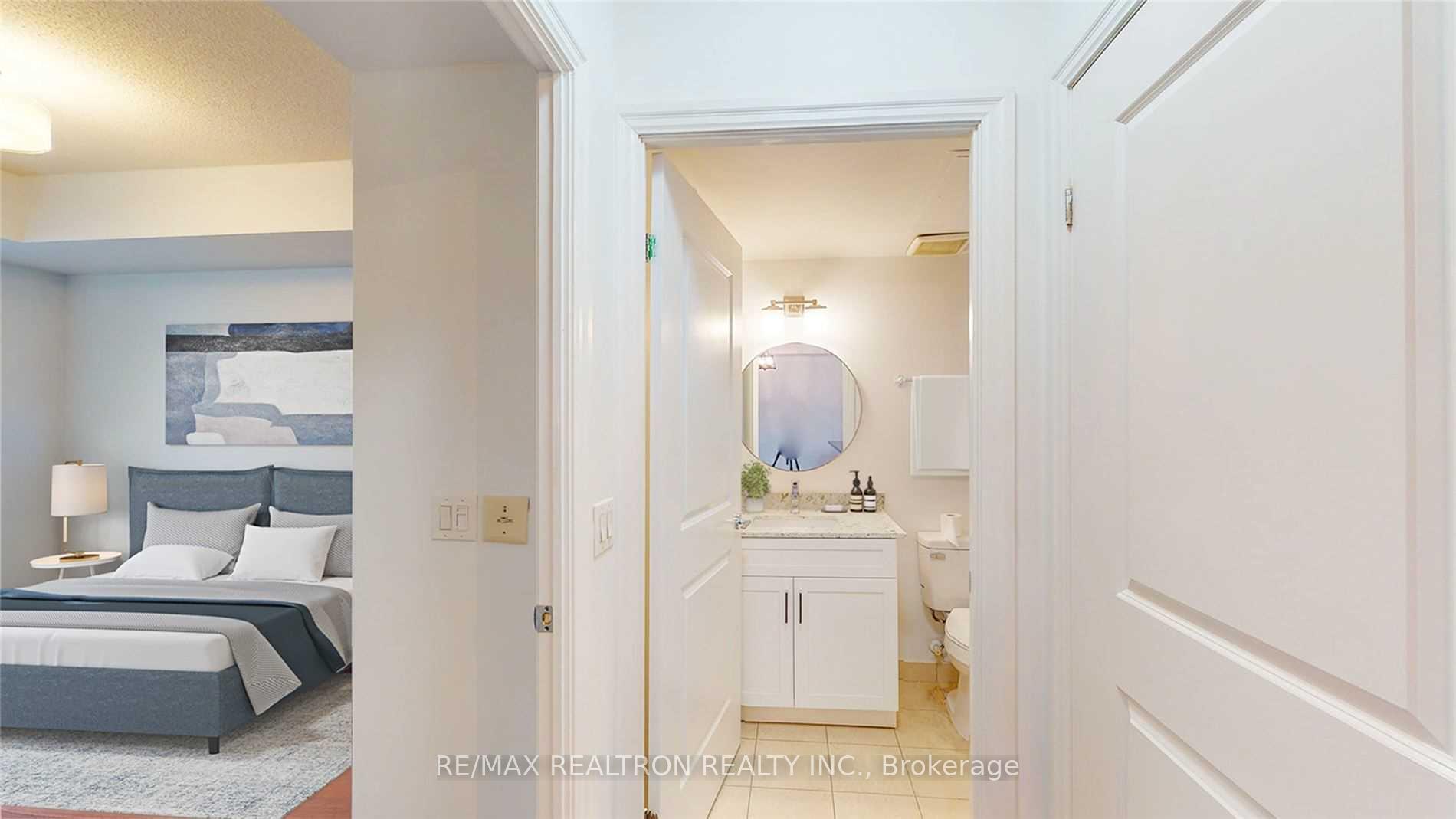 Photo 10 of Unit 701, 111 Upper Duke Crescent, Markham, Unionville — HOMEH