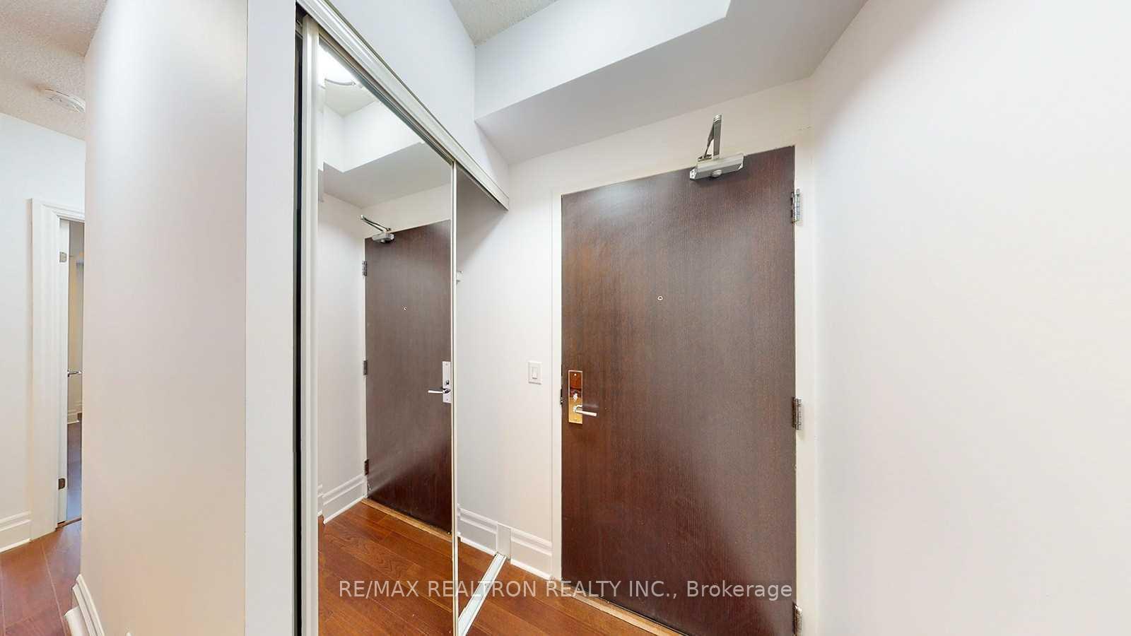 Photo 15 of Unit 701, 111 Upper Duke Crescent, Markham, Unionville — HOMEH