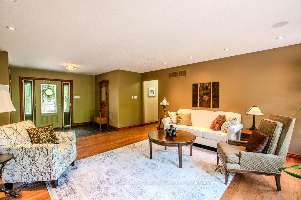 Photo 10 of 7 Nevis Ridge Drive, Oro-Medonte, Rural Oro-Medonte — HOMEH