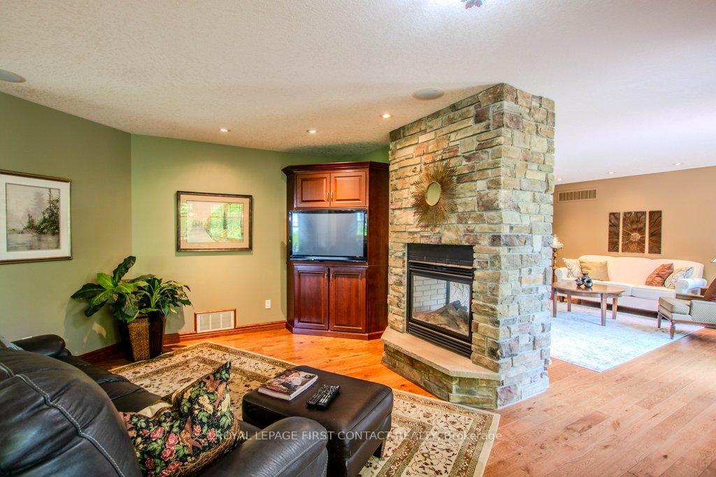 Photo 11 of 7 Nevis Ridge Drive, Oro-Medonte, Rural Oro-Medonte — HOMEH