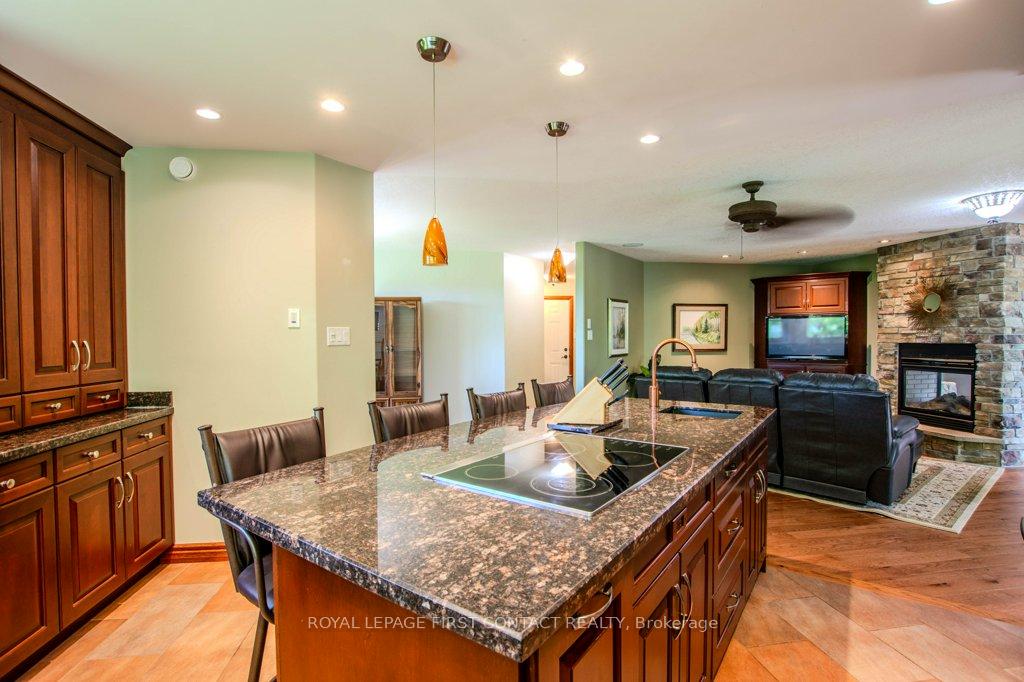 Photo 14 of 7 Nevis Ridge Drive, Oro-Medonte, Rural Oro-Medonte — HOMEH