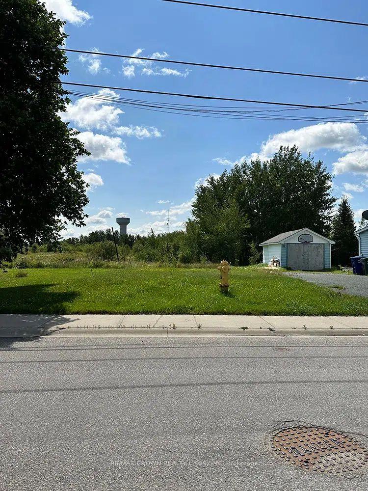 Photo of 87 Hollywood Avenue