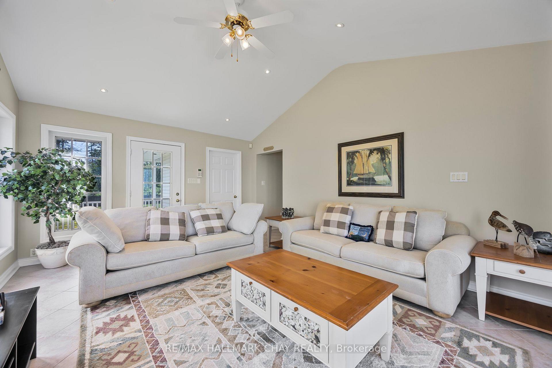 Photo 21 of 2653 Leonard Street, Innisfil, Rural Innisfil — HOMEH