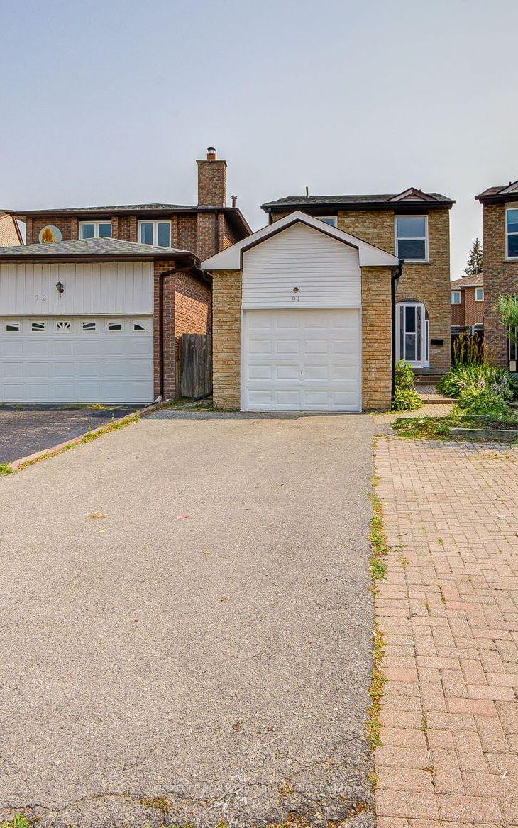 Photo 2 of 94 Hord Crescent, Vaughan, Lakeview Estates — HOMEH