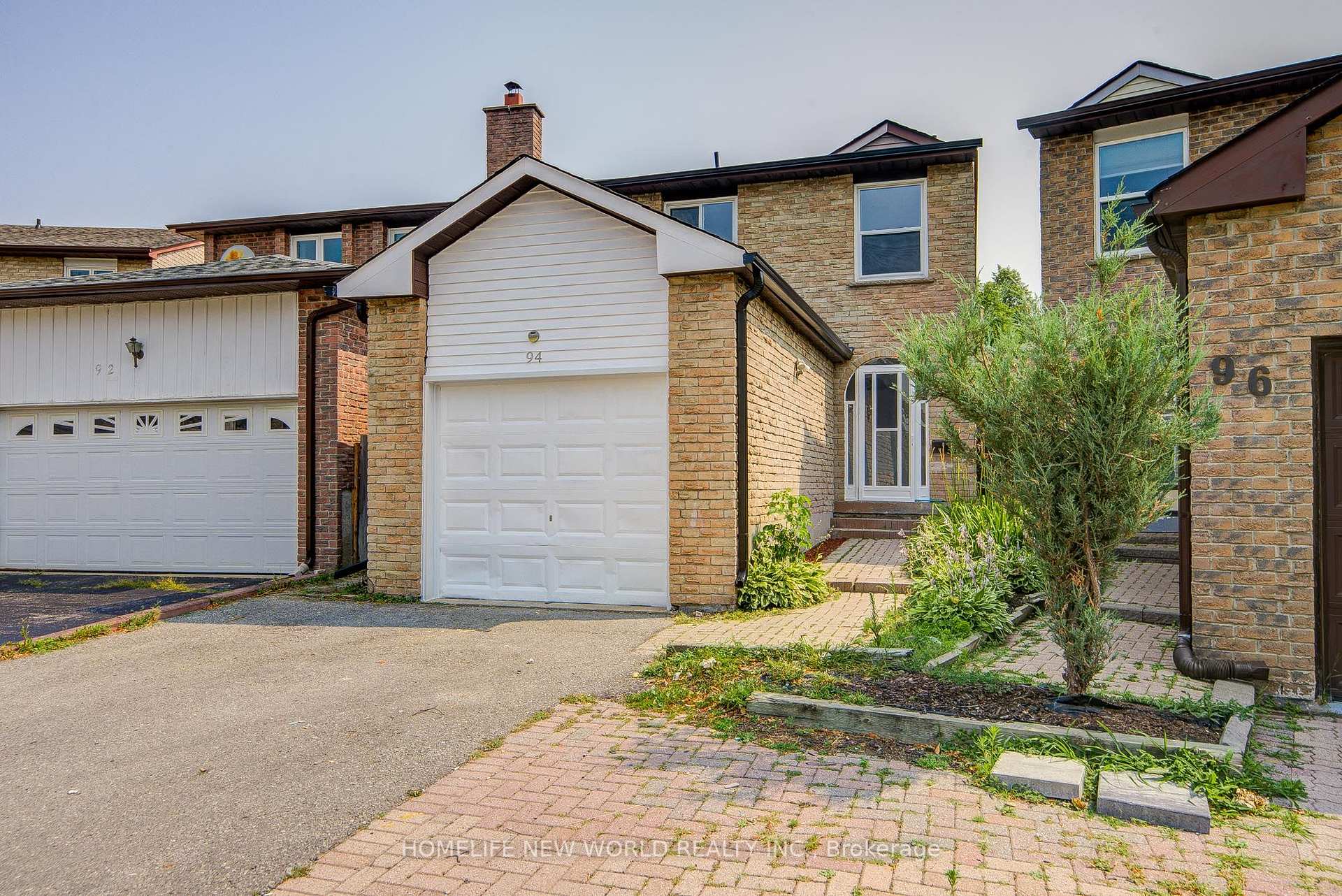 Photo 3 of 94 Hord Crescent, Vaughan, Lakeview Estates — HOMEH