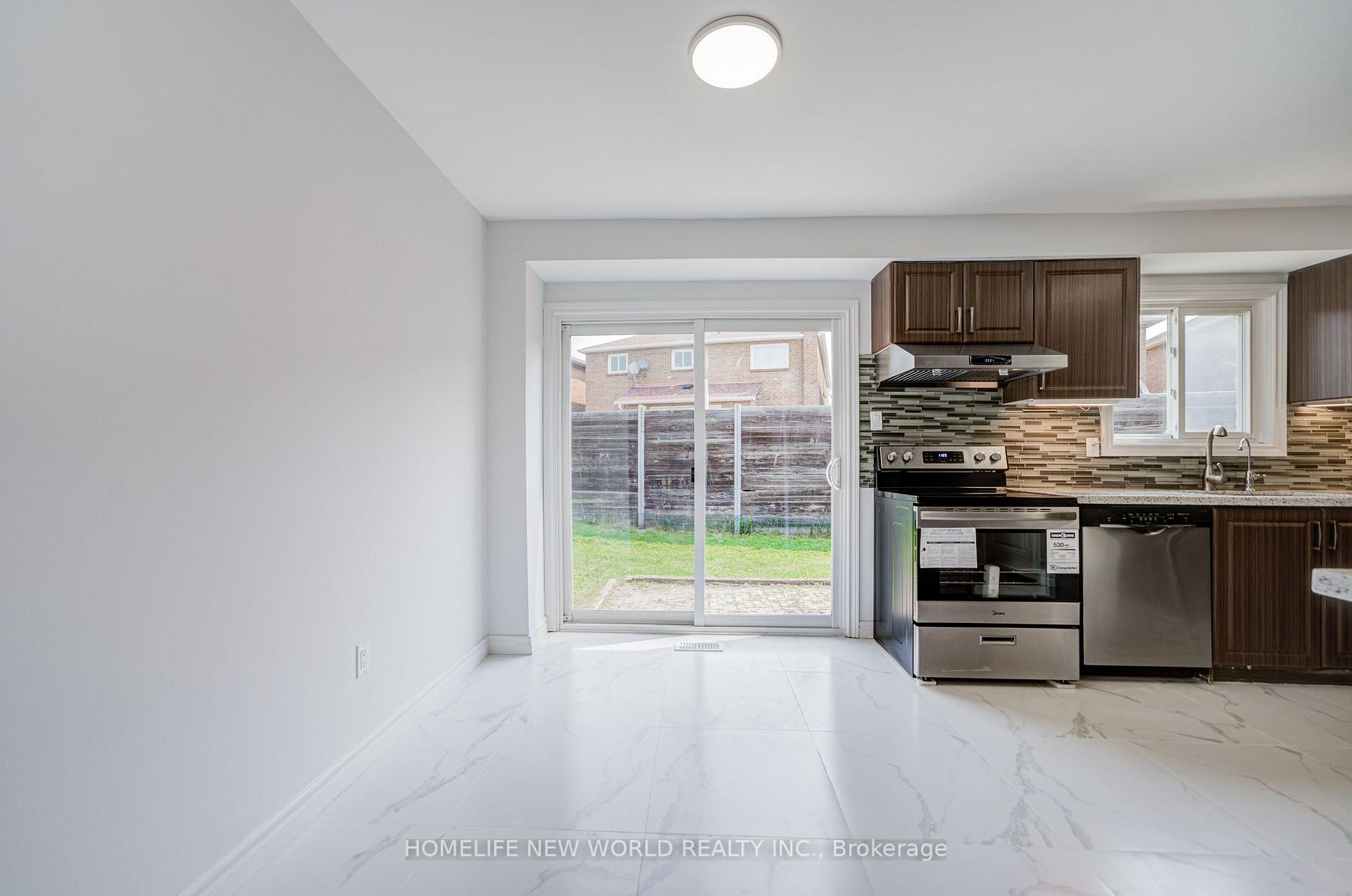 Photo 23 of 94 Hord Crescent, Vaughan, Lakeview Estates — HOMEH