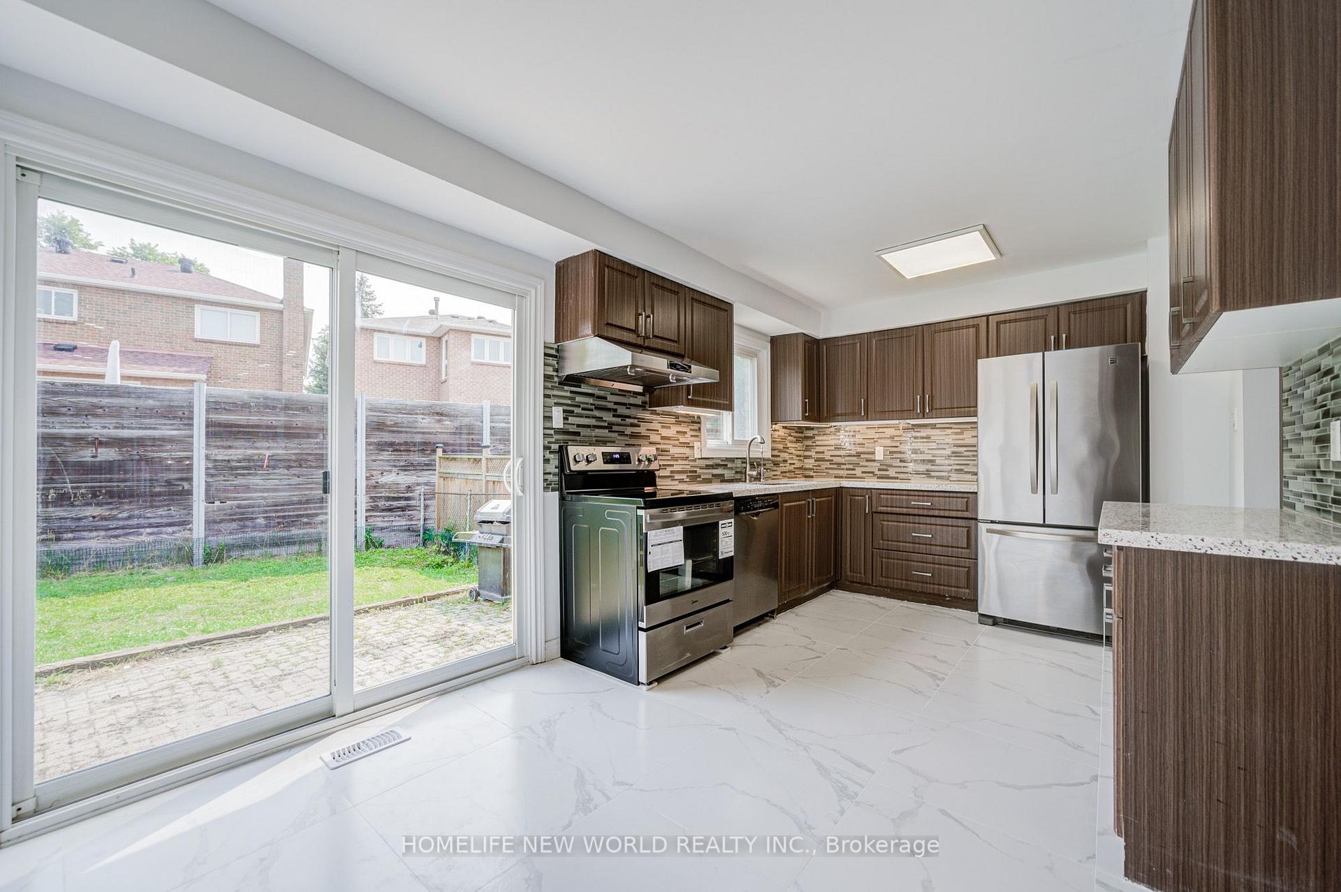Photo 24 of 94 Hord Crescent, Vaughan, Lakeview Estates — HOMEH