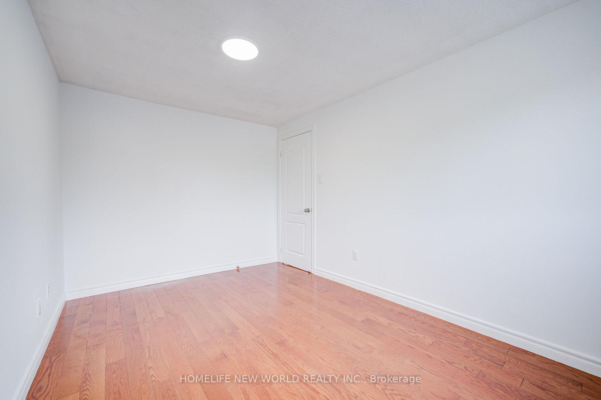 Photo 42 of 94 Hord Crescent, Vaughan, Lakeview Estates — HOMEH