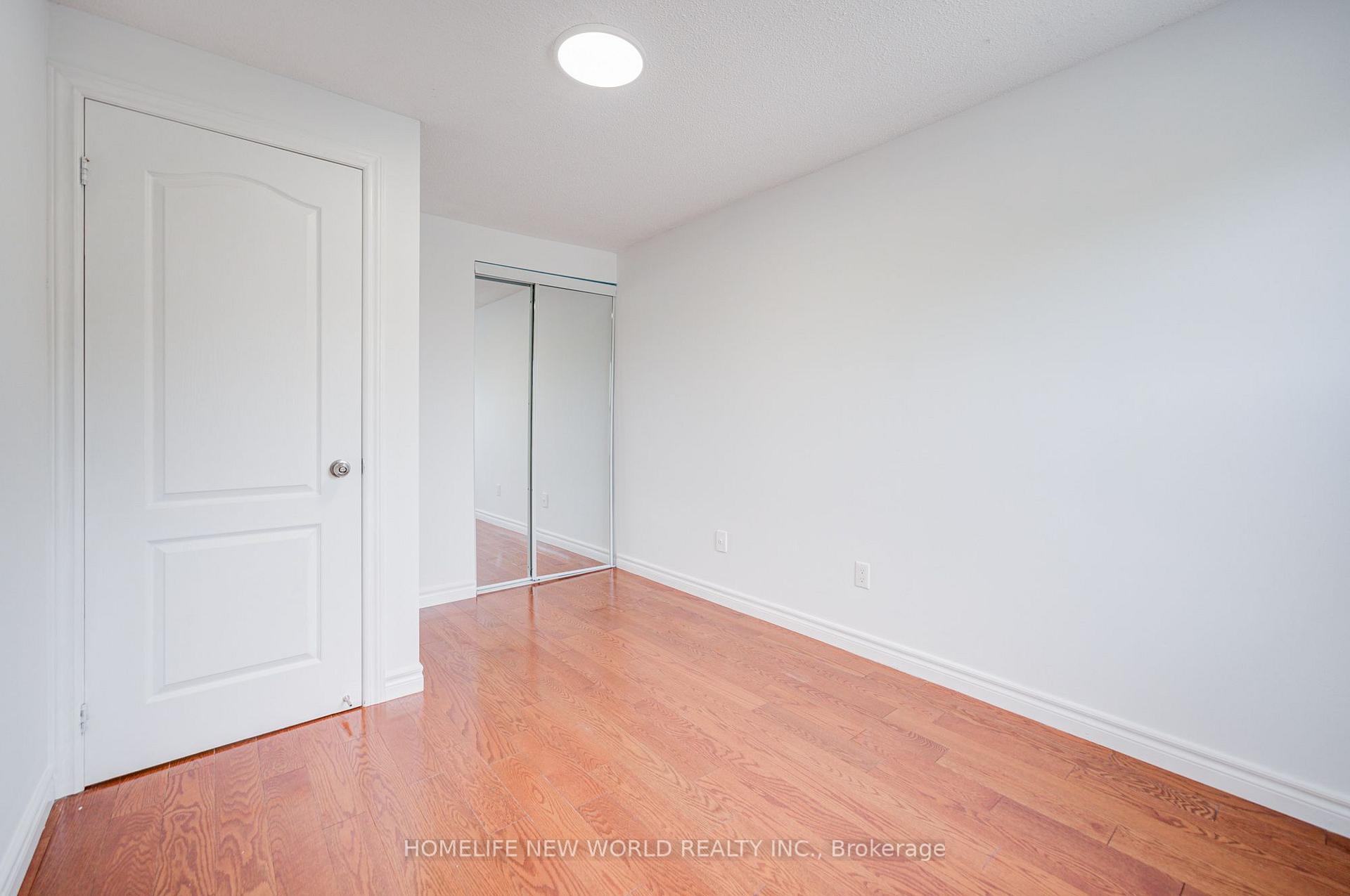 Photo 43 of 94 Hord Crescent, Vaughan, Lakeview Estates — HOMEH