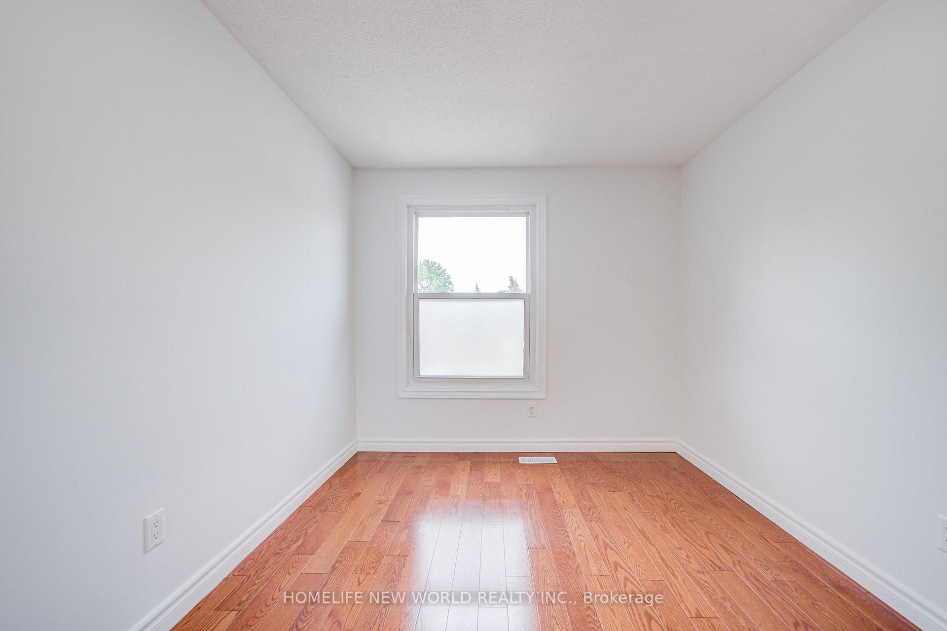 Photo 44 of 94 Hord Crescent, Vaughan, Lakeview Estates — HOMEH