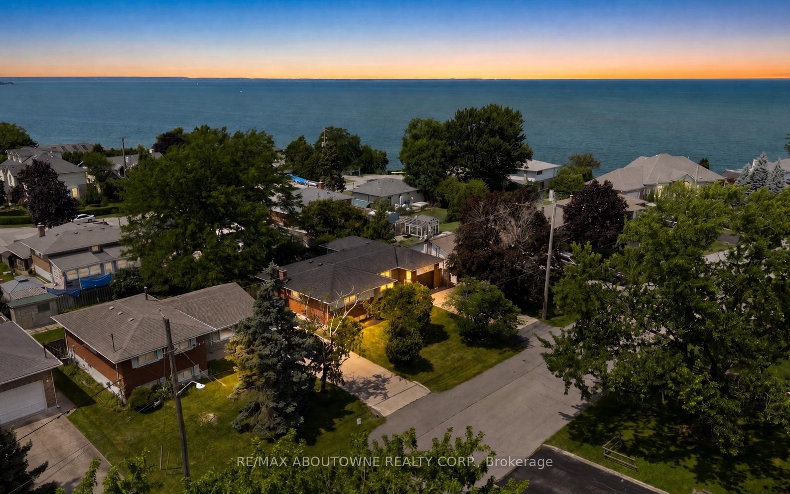 Photo 33 of 154 Lakeside Drive, Grimsby, Grimsby Beach — HOMEH