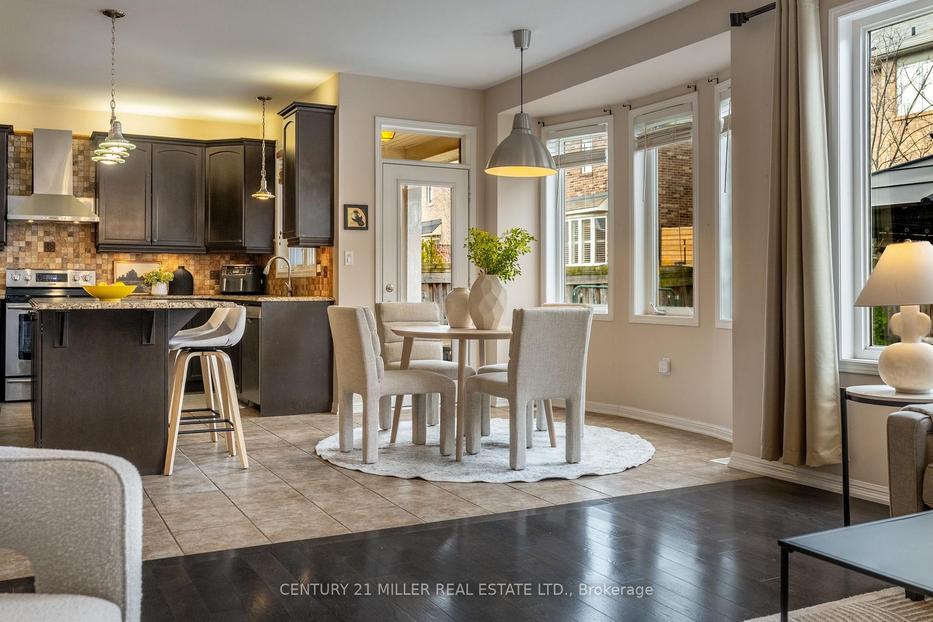 Photo 25 of 468 Coombs Court, Milton, Scott — HOMEH