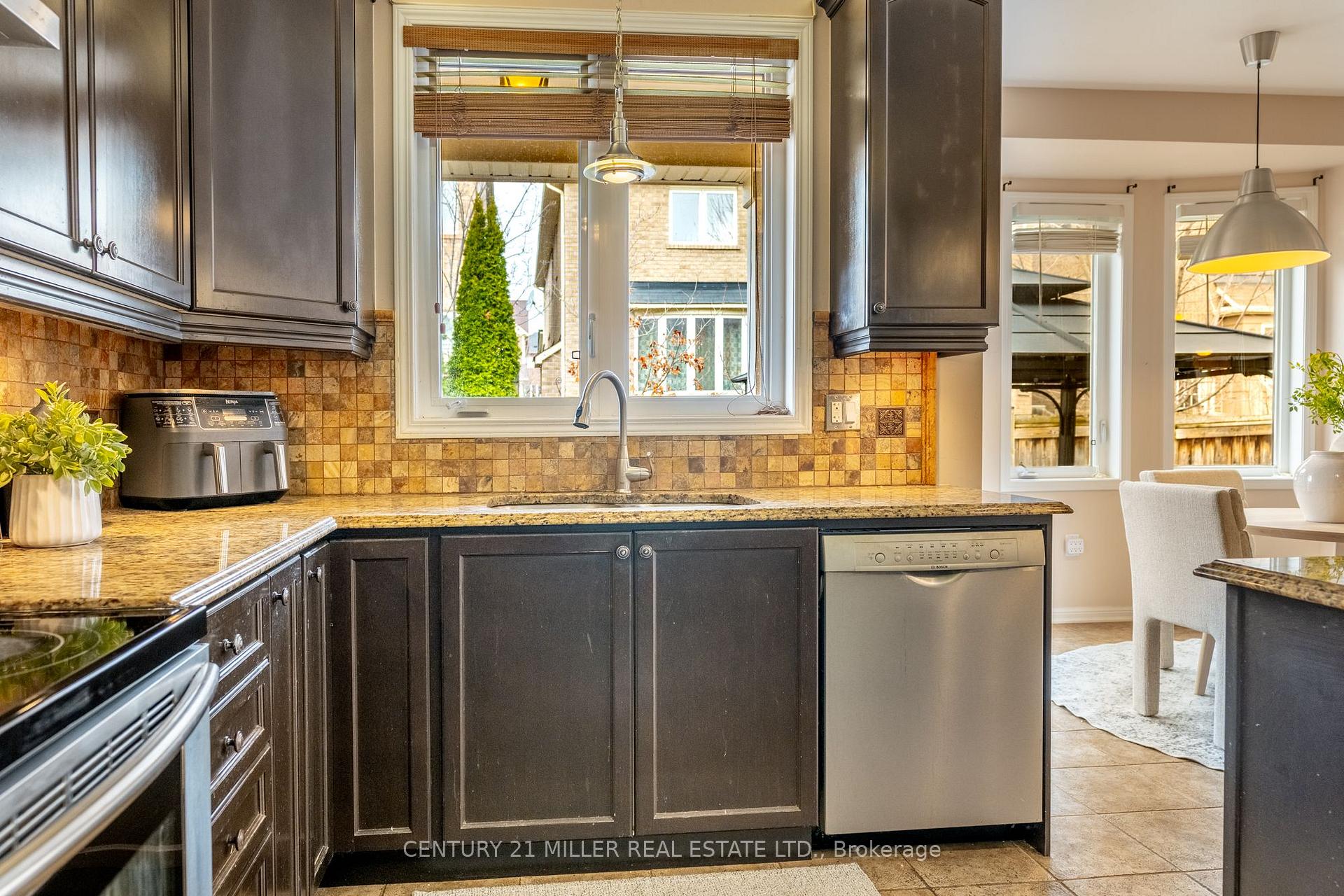 Photo 29 of 468 Coombs Court, Milton, Scott — HOMEH