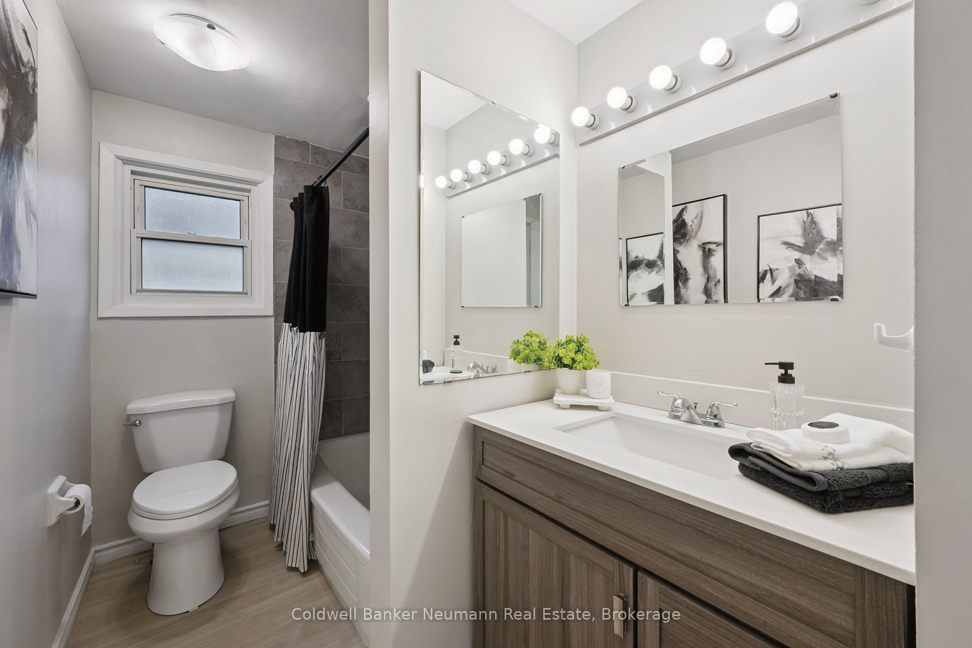 Photo 18 of 364 Imperial Road S, Guelph, Willow West/Sugarbush/West Acres — HOMEH