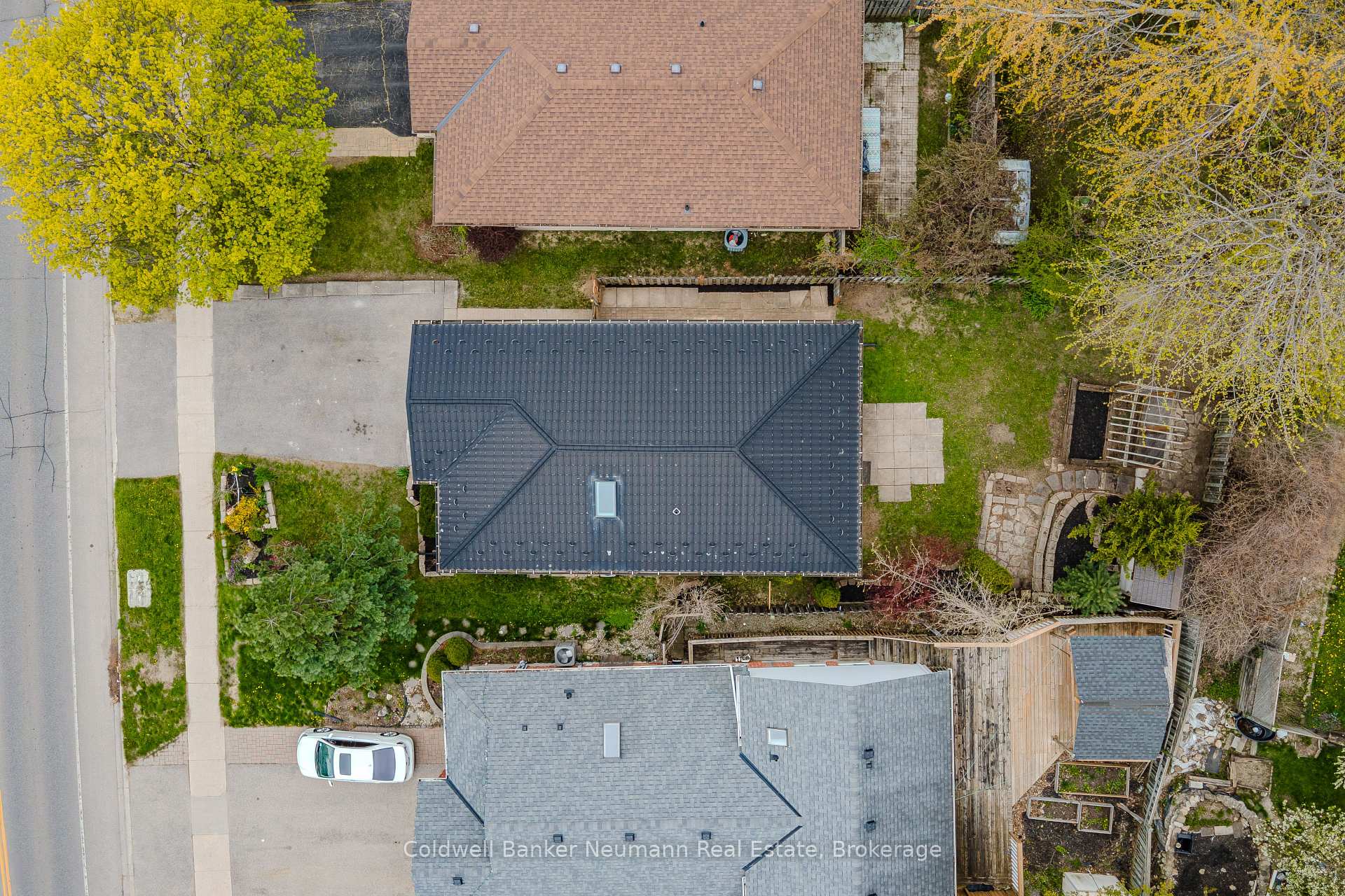 Photo 39 of 364 Imperial Road S, Guelph, Willow West/Sugarbush/West Acres — HOMEH