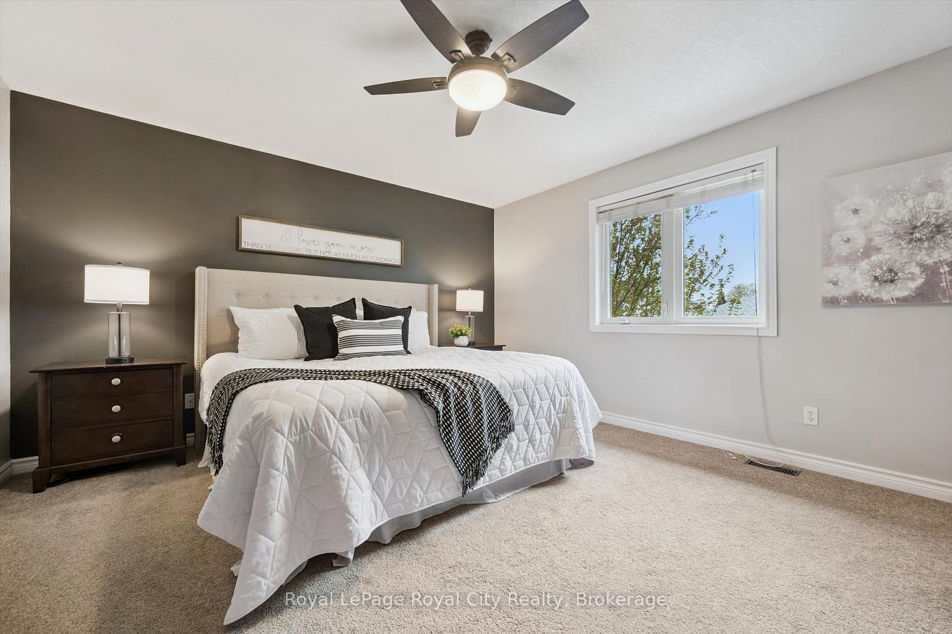 Photo 25 of 17 Carroll Crescent, Guelph, Clairfields/Hanlon Business Park — HOMEH