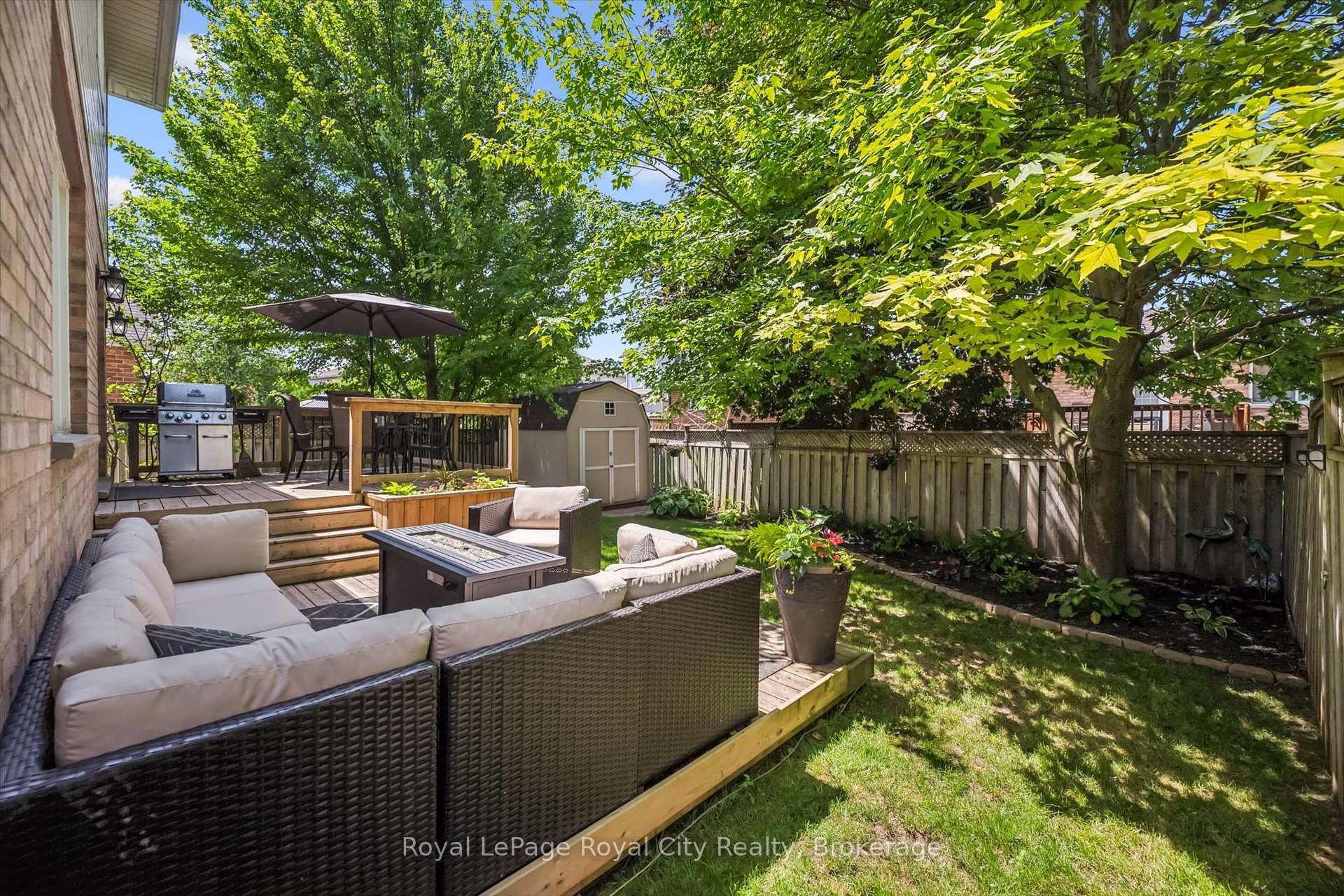 Photo 39 of 17 Carroll Crescent, Guelph, Clairfields/Hanlon Business Park — HOMEH