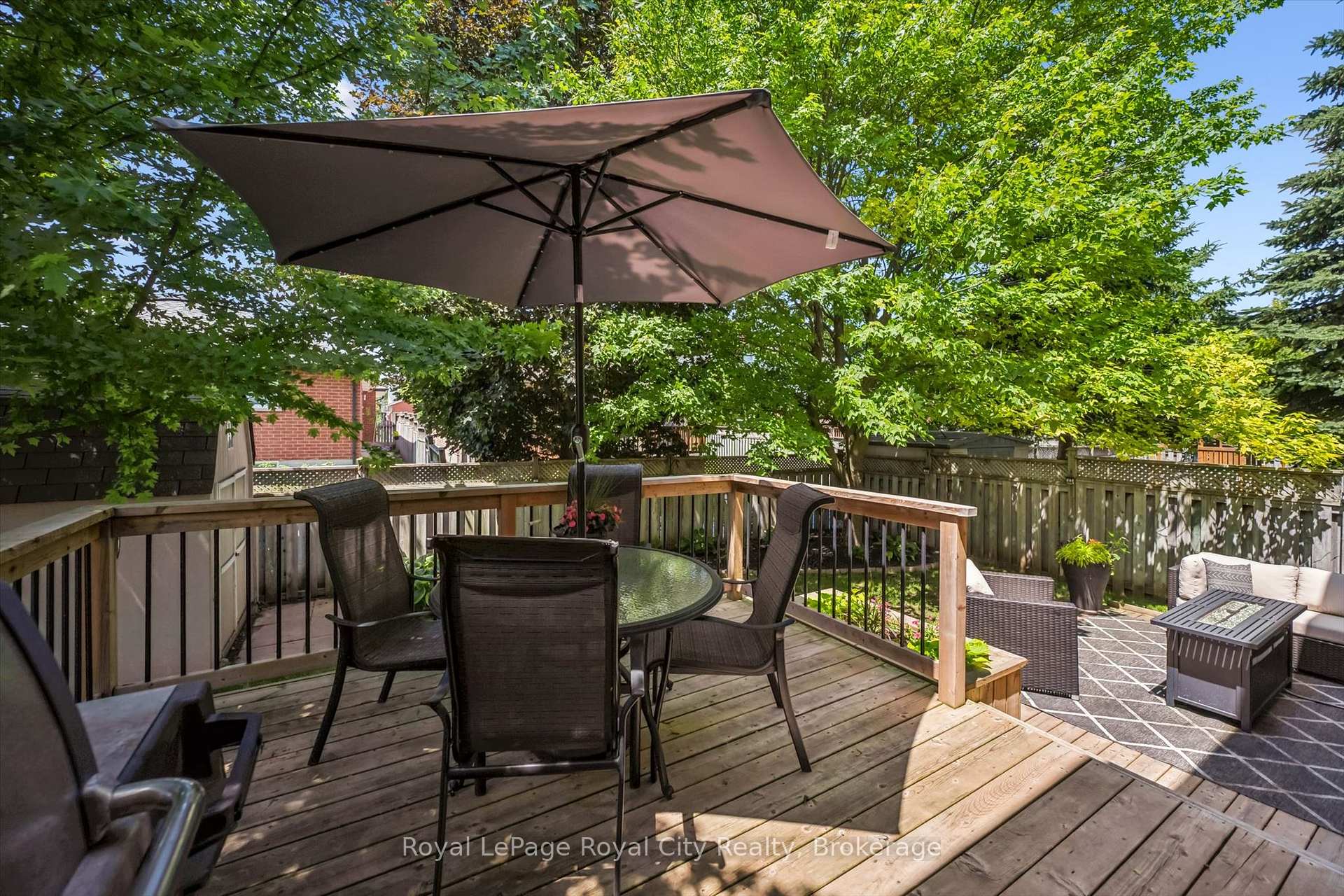 Photo 42 of 17 Carroll Crescent, Guelph, Clairfields/Hanlon Business Park — HOMEH