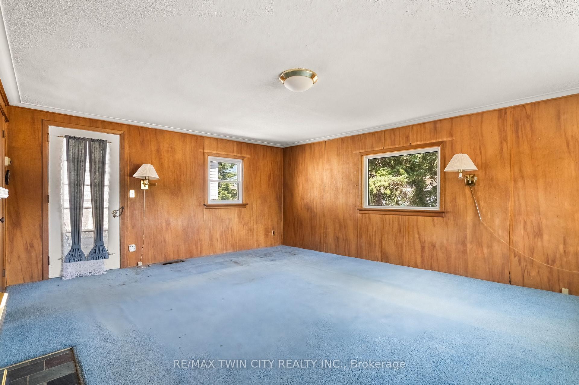 Photo 14 of 273 Thaler Avenue, Kitchener, Chicopee/Freeport — HOMEH