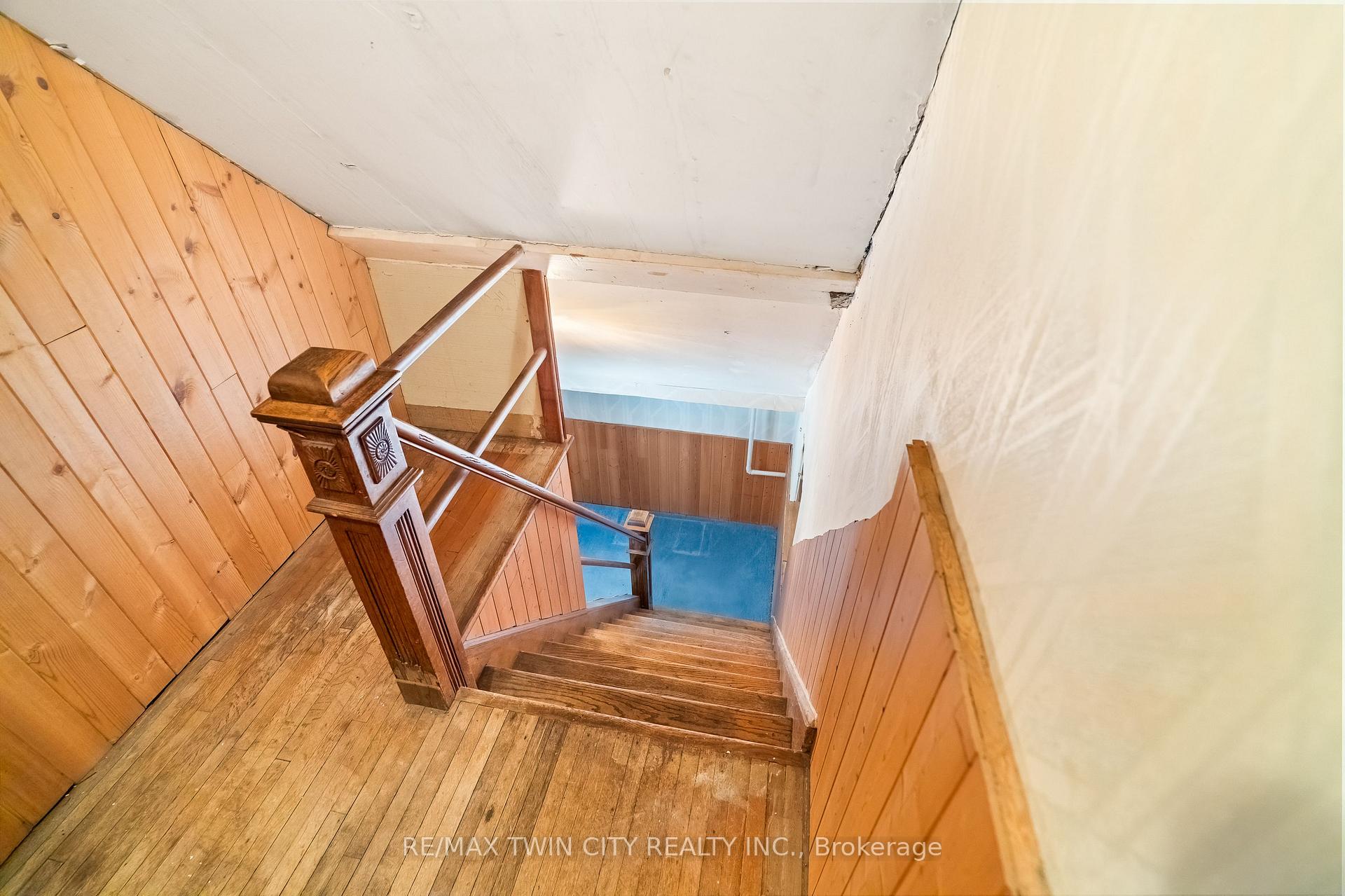 Photo 15 of 273 Thaler Avenue, Kitchener, Chicopee/Freeport — HOMEH