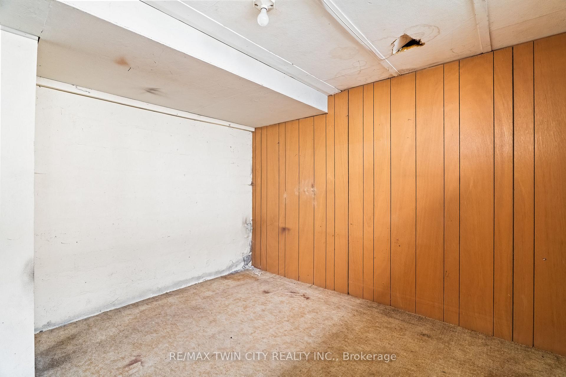 Photo 22 of 273 Thaler Avenue, Kitchener, Chicopee/Freeport — HOMEH