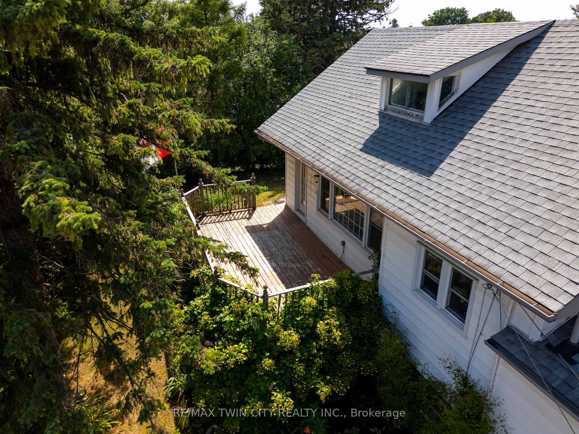 Photo 39 of 273 Thaler Avenue, Kitchener, Chicopee/Freeport — HOMEH