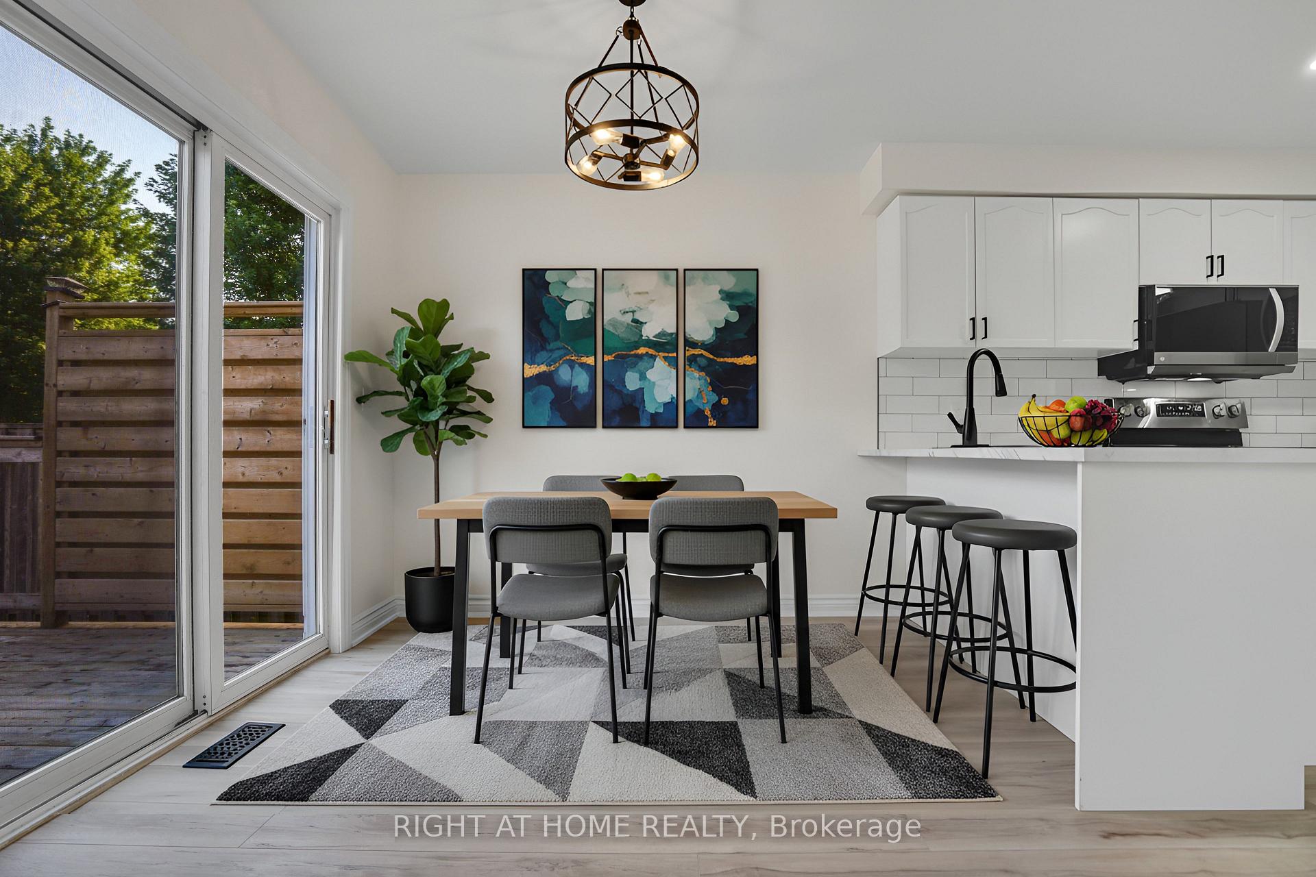 Photo 7 of 224 Hilltop Drive, North Dumfries, Ayr — HOMEH