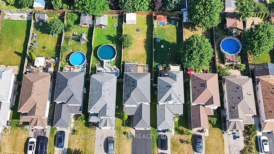 Photo 38 of 224 Hilltop Drive, North Dumfries, Ayr — HOMEH