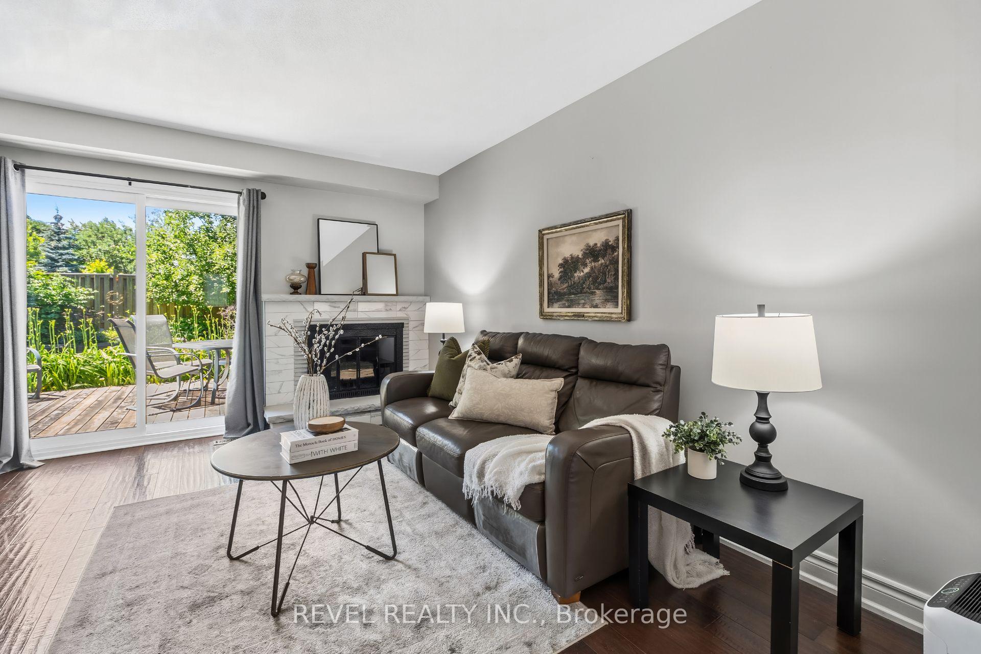 Photo 4 of 2996 Salerno Crescent, Mississauga, Meadowvale — HOMEH