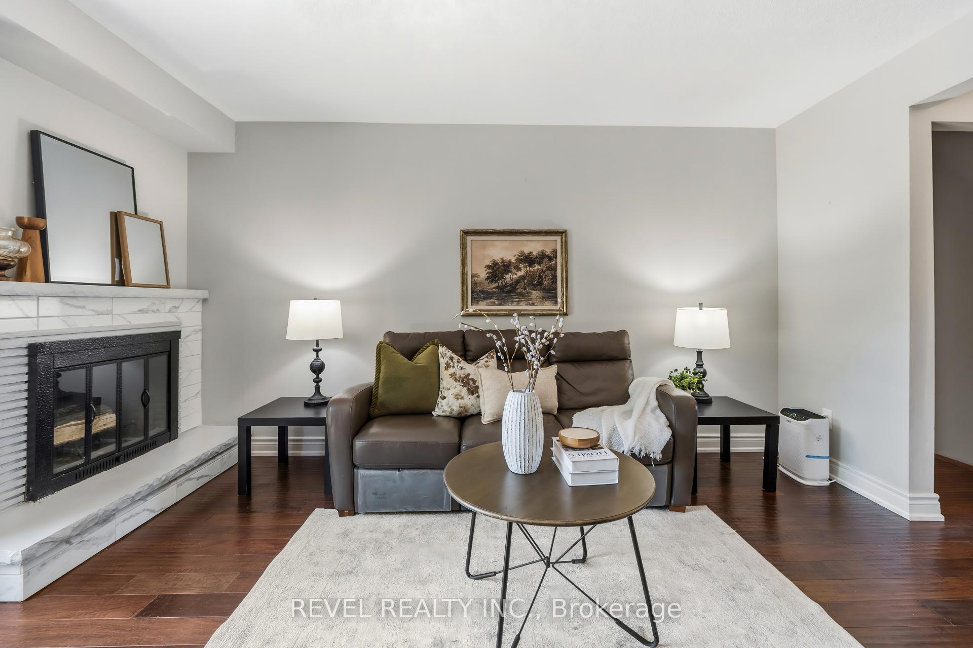 Photo 5 of 2996 Salerno Crescent, Mississauga, Meadowvale — HOMEH