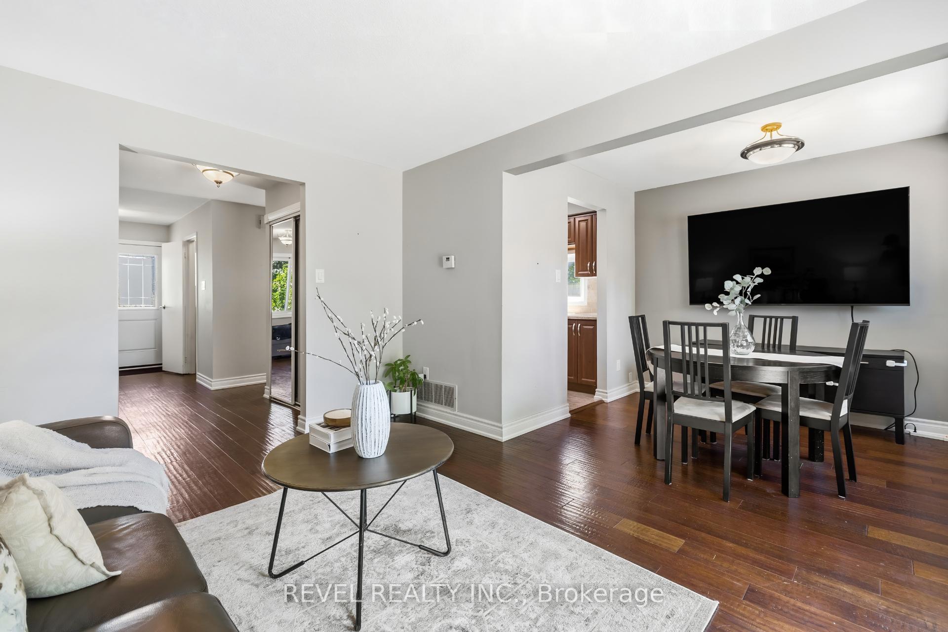 Photo 7 of 2996 Salerno Crescent, Mississauga, Meadowvale — HOMEH