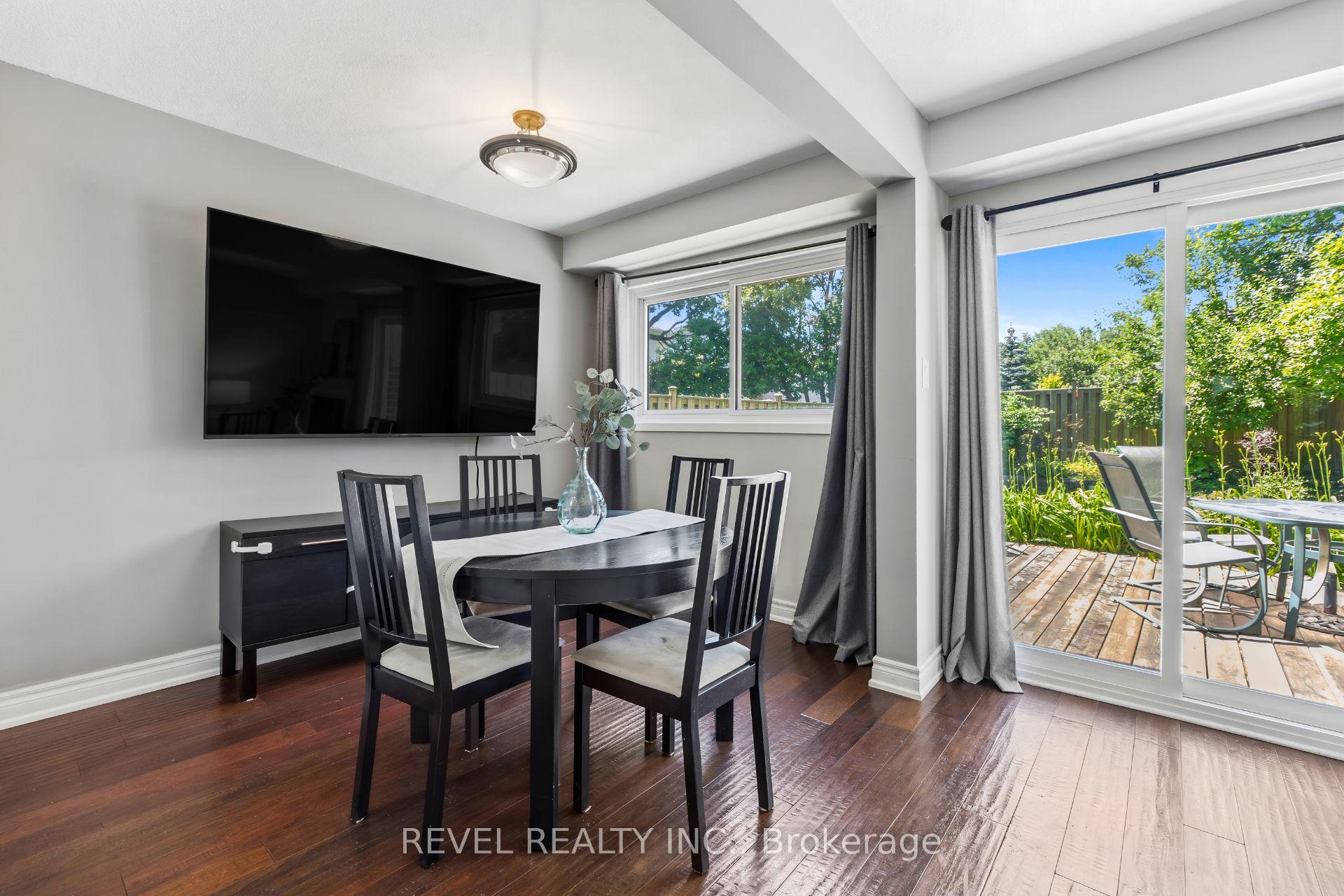 Photo 9 of 2996 Salerno Crescent, Mississauga, Meadowvale — HOMEH