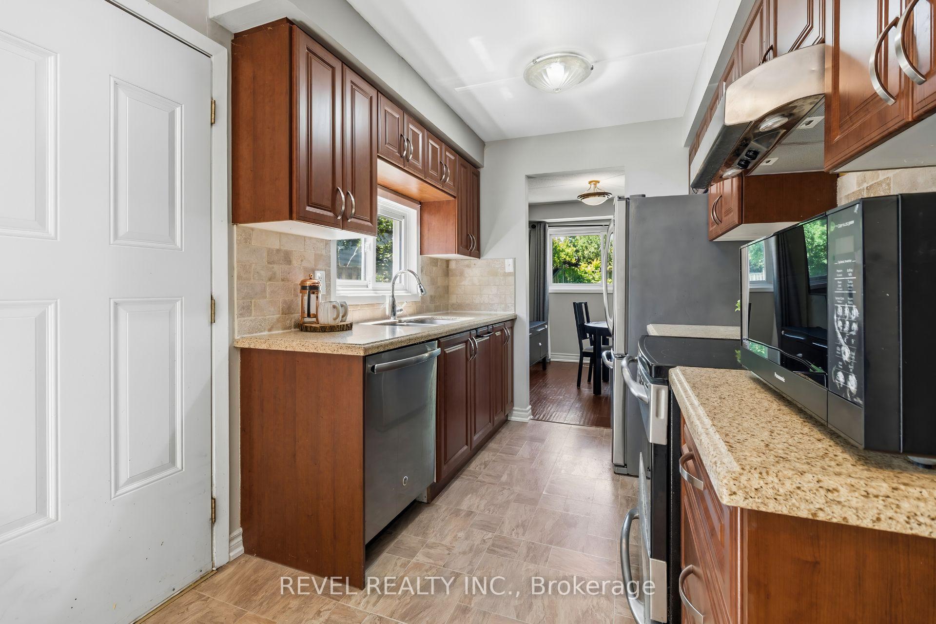 Photo 11 of 2996 Salerno Crescent, Mississauga, Meadowvale — HOMEH