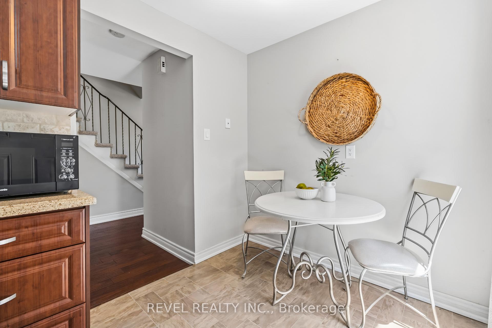 Photo 15 of 2996 Salerno Crescent, Mississauga, Meadowvale — HOMEH