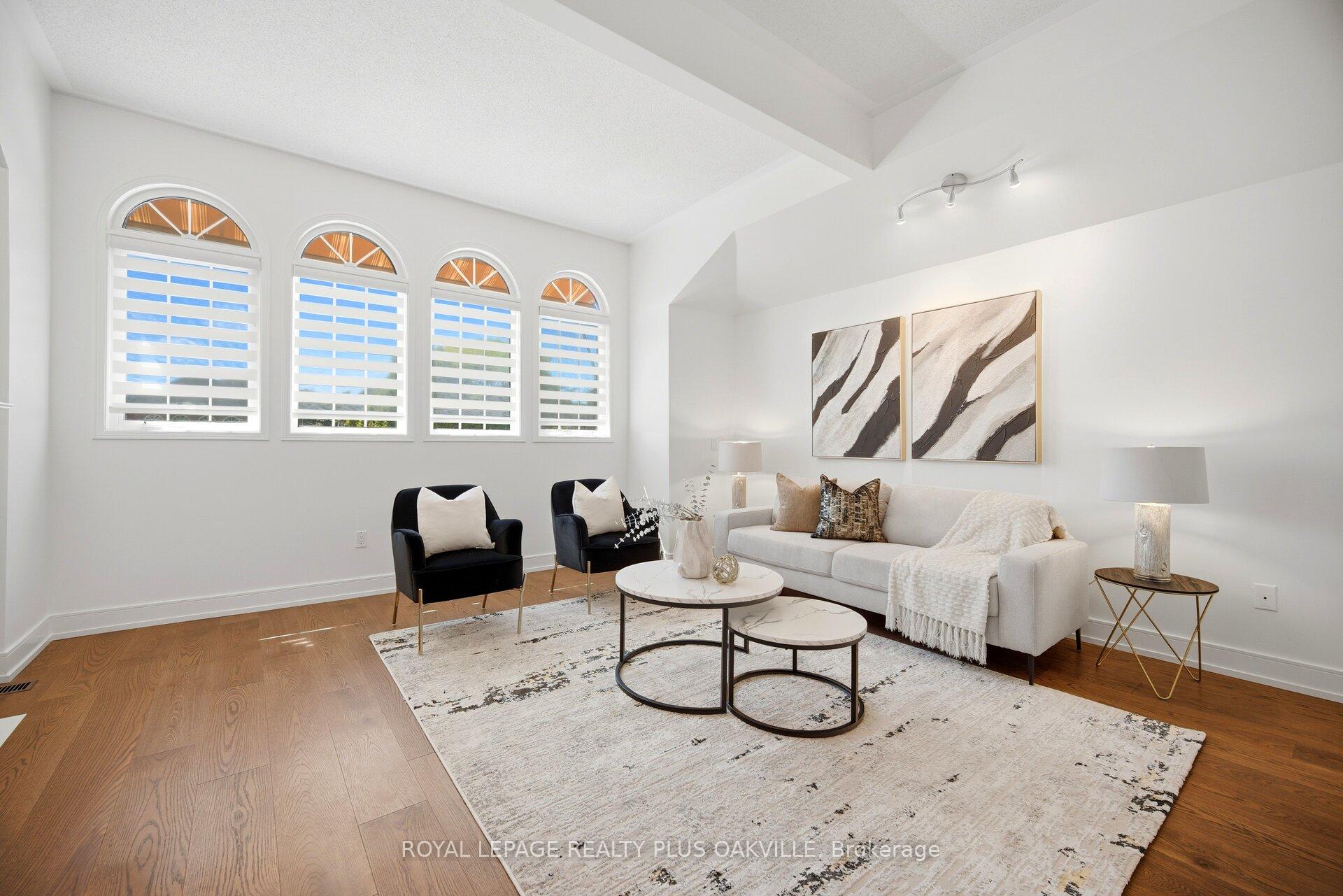 Photo 8 of 5275 Ruperts Gate Drive, Mississauga, Central Erin Mills — HOMEH
