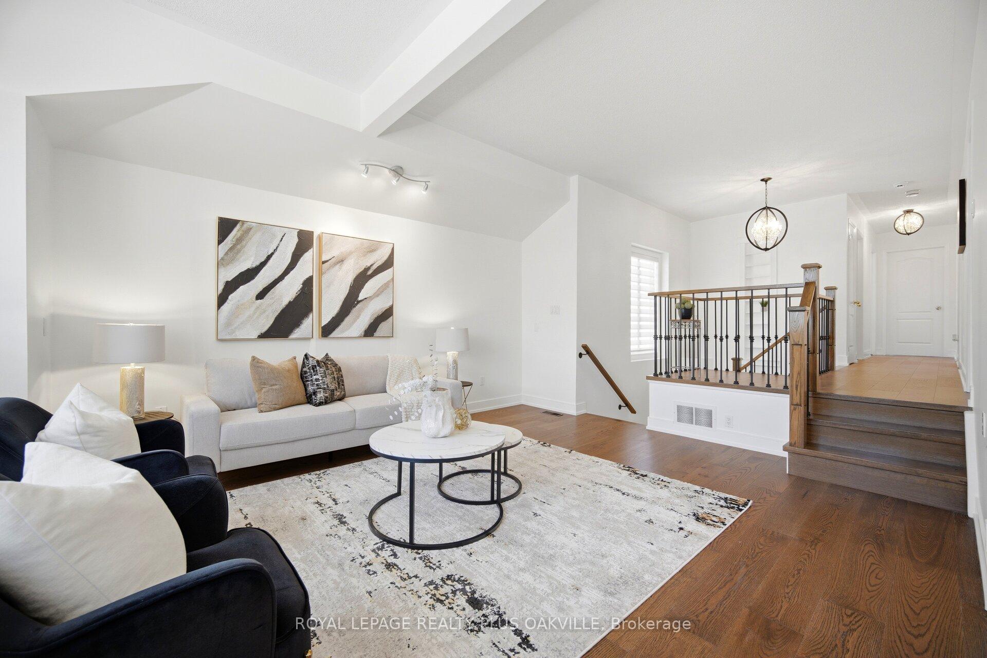 Photo 11 of 5275 Ruperts Gate Drive, Mississauga, Central Erin Mills — HOMEH