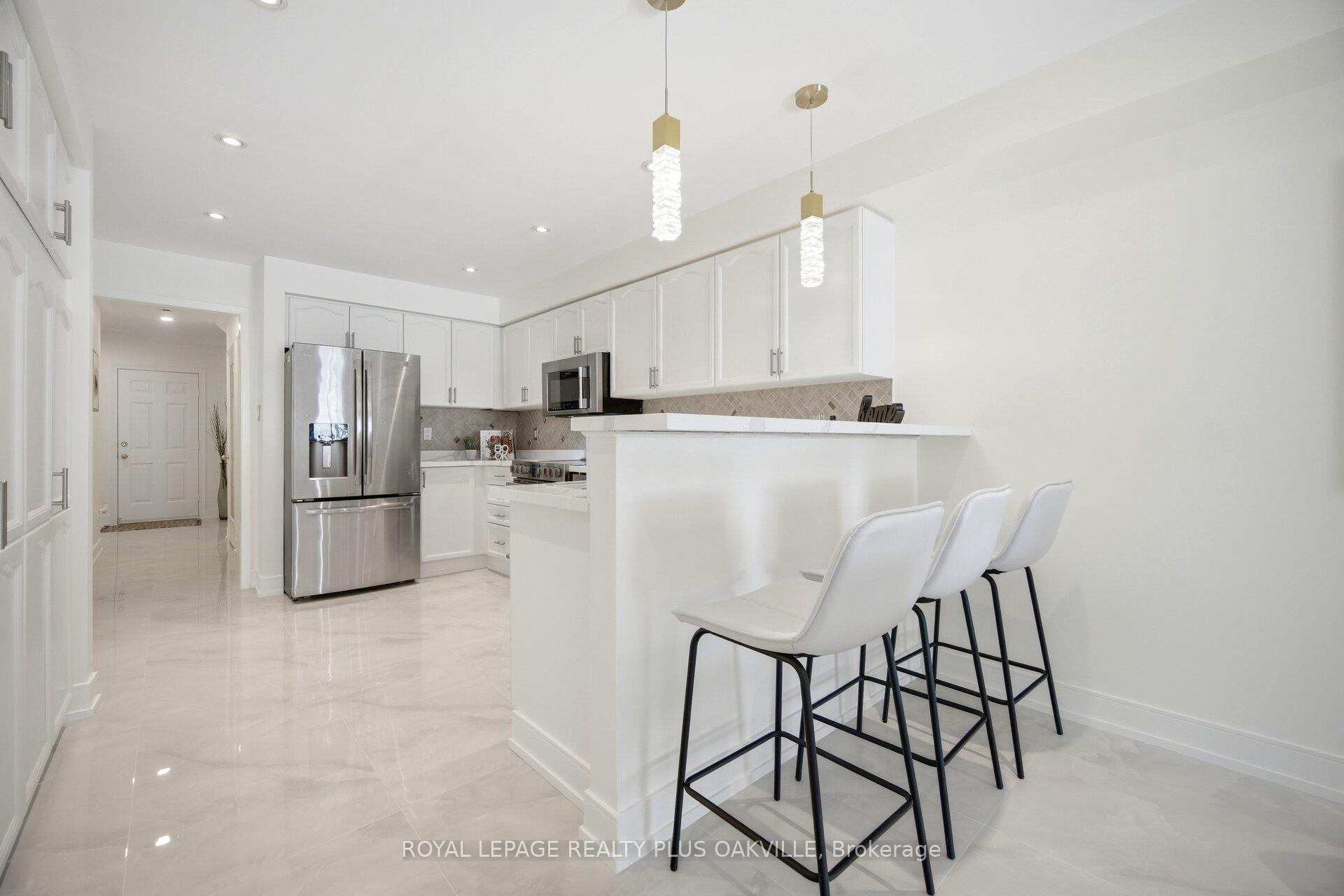Photo 14 of 5275 Ruperts Gate Drive, Mississauga, Central Erin Mills — HOMEH