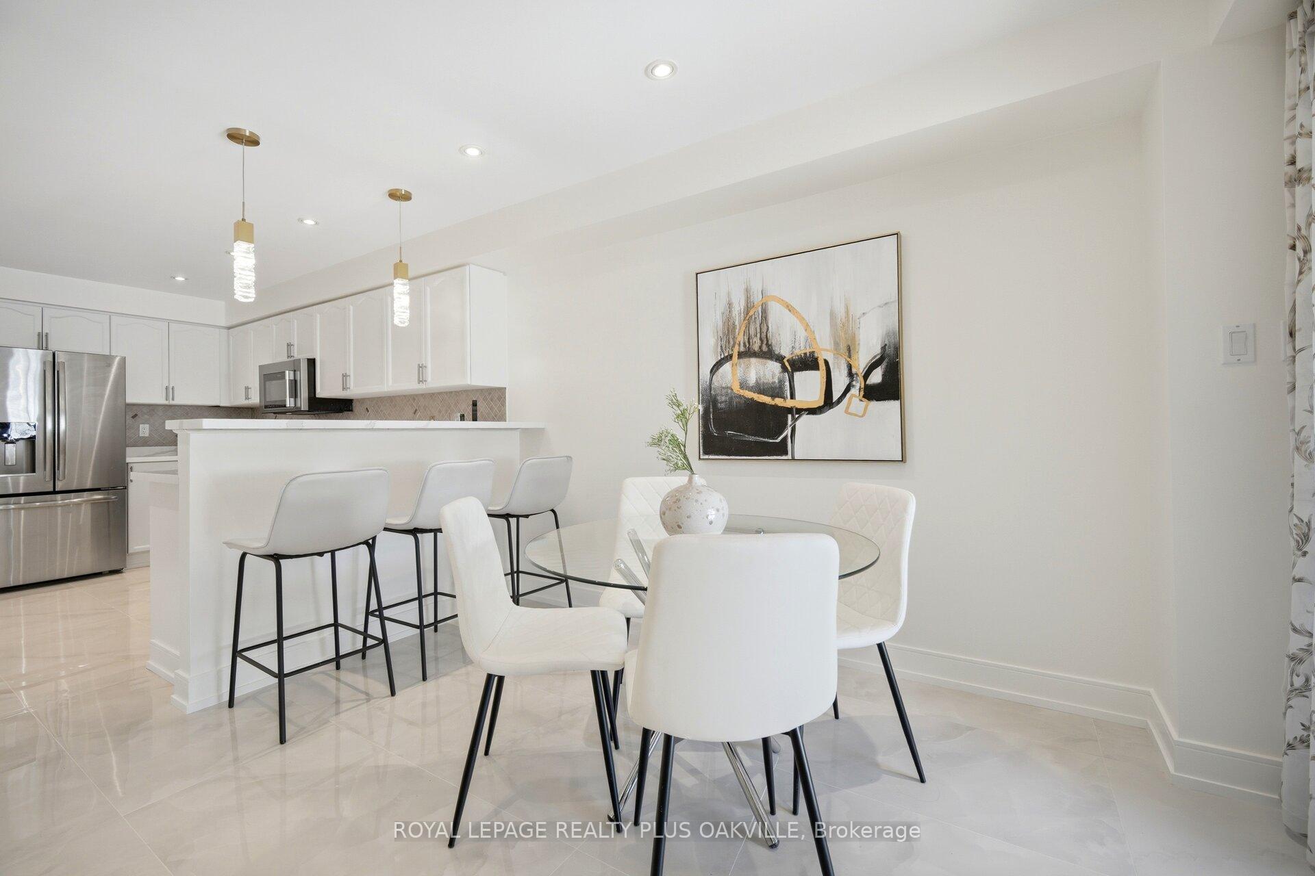 Photo 20 of 5275 Ruperts Gate Drive, Mississauga, Central Erin Mills — HOMEH