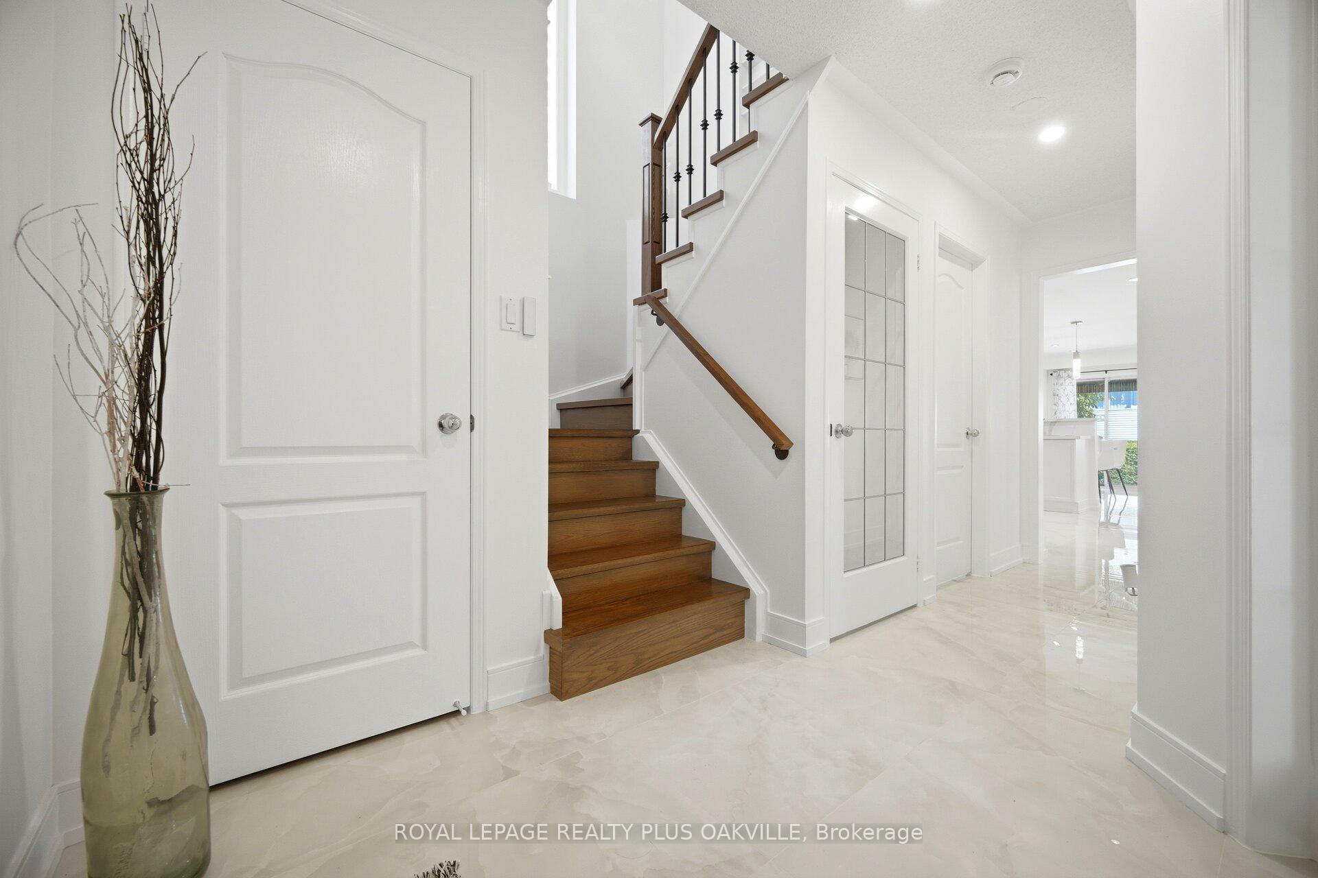 Photo 26 of 5275 Ruperts Gate Drive, Mississauga, Central Erin Mills — HOMEH