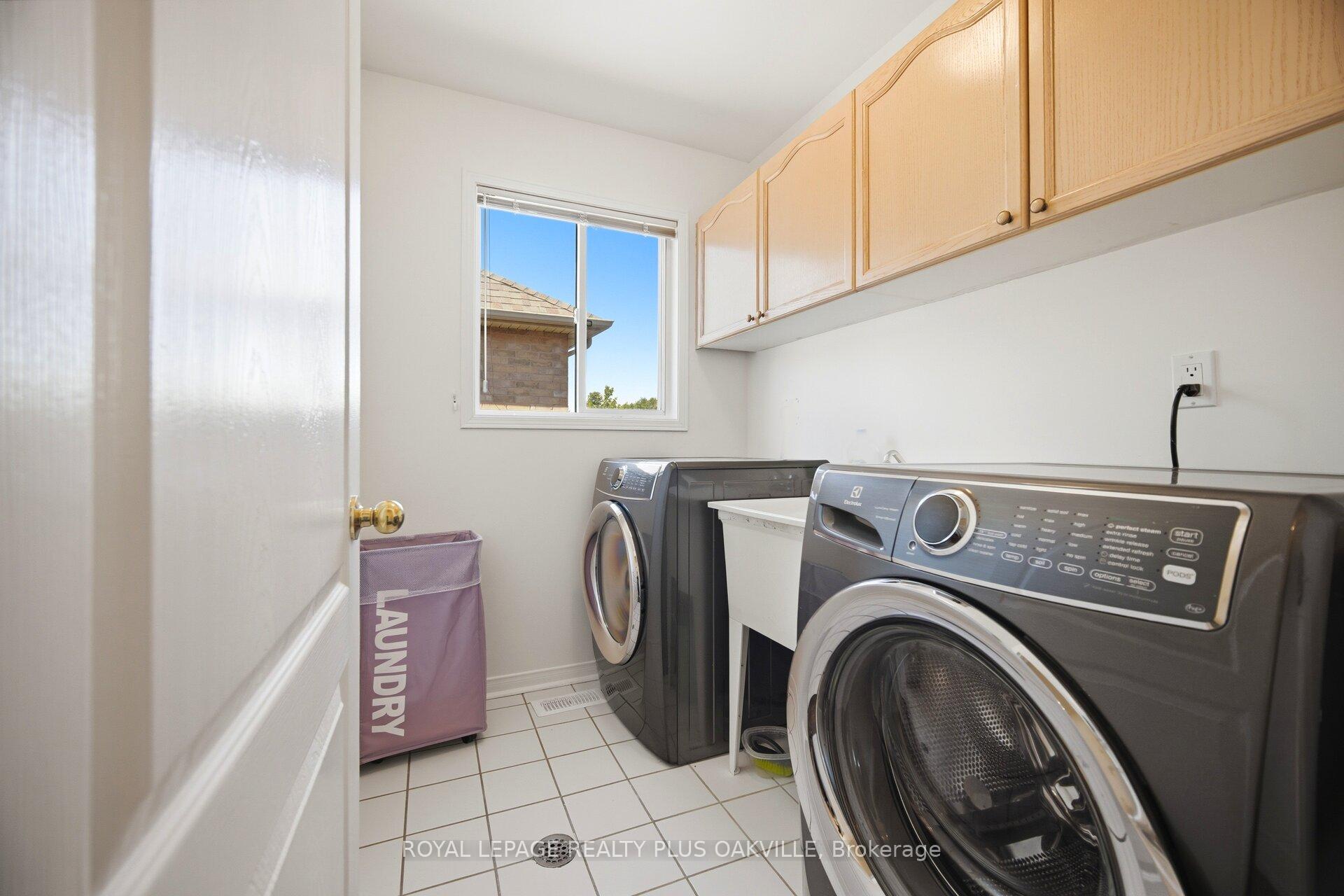 Photo 33 of 5275 Ruperts Gate Drive, Mississauga, Central Erin Mills — HOMEH