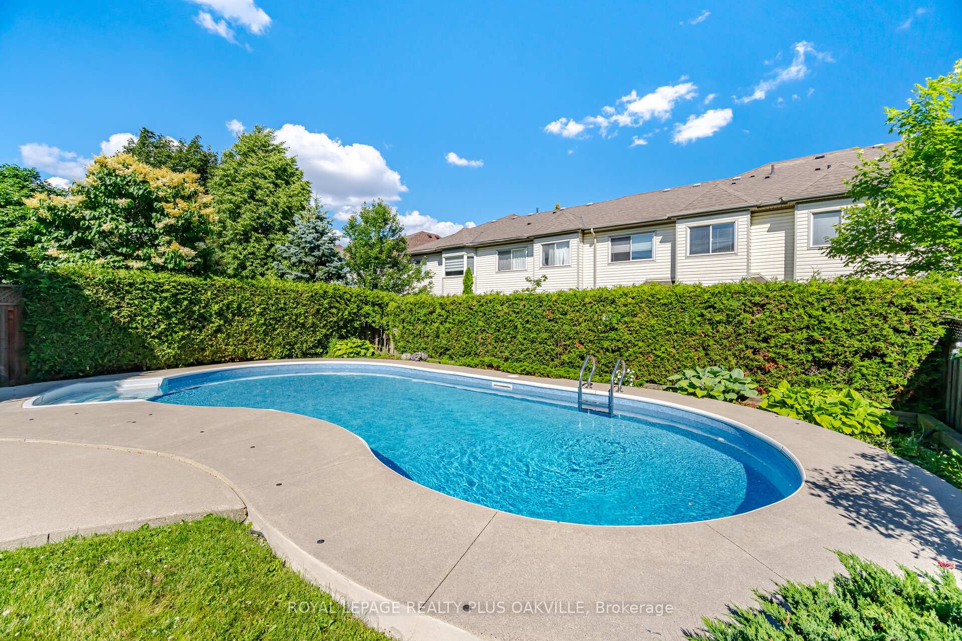 Photo 45 of 5275 Ruperts Gate Drive, Mississauga, Central Erin Mills — HOMEH