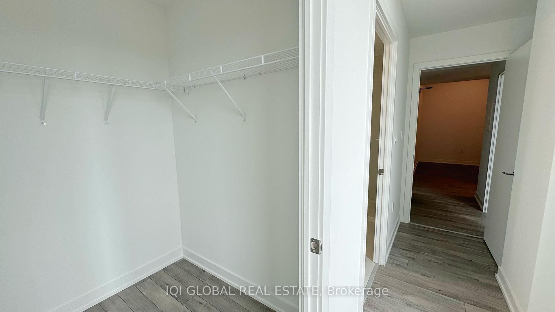 Photo 5 of Unit 556, 1005 Dundas Street E, Oakville, Joshua Meadows — HOMEH