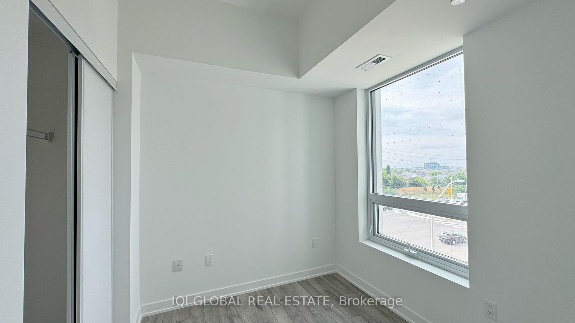 Photo 18 of Unit 556, 1005 Dundas Street E, Oakville, Joshua Meadows — HOMEH