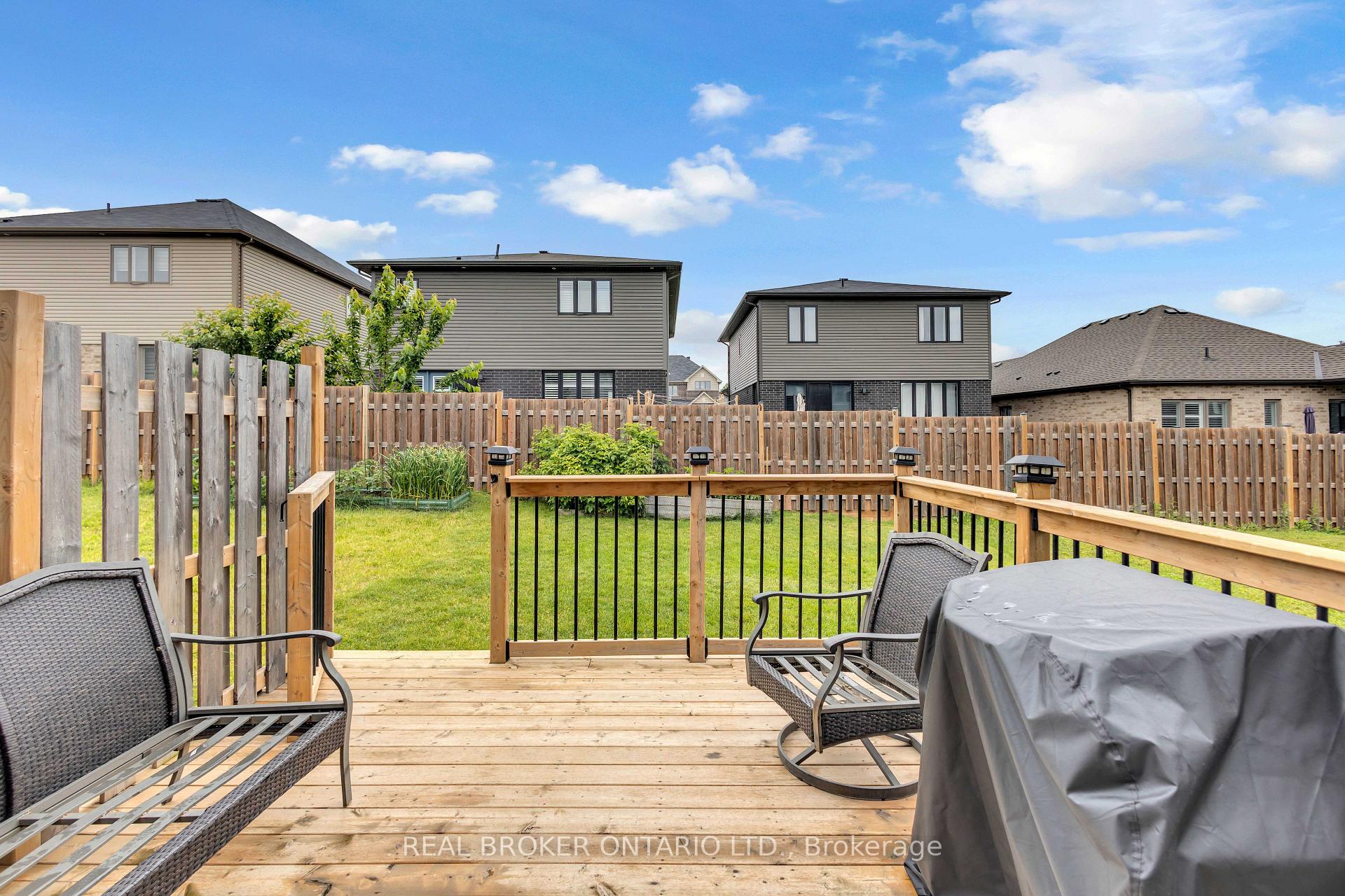 Photo 34 of 26 Baker Lane, Brant, Paris — HOMEH